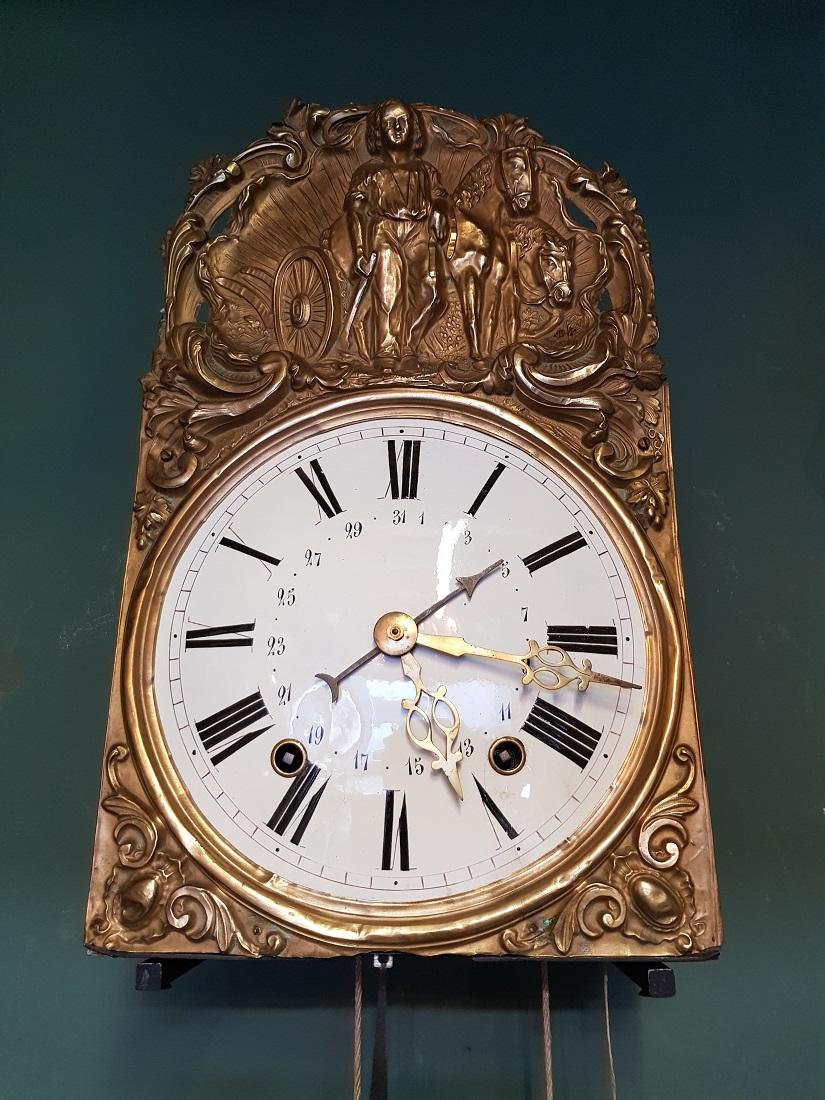 French Comtoise with Banjo Pendulum and 8 Day Timepiece, circa 1870 In Good Condition For Sale In Raalte, NL