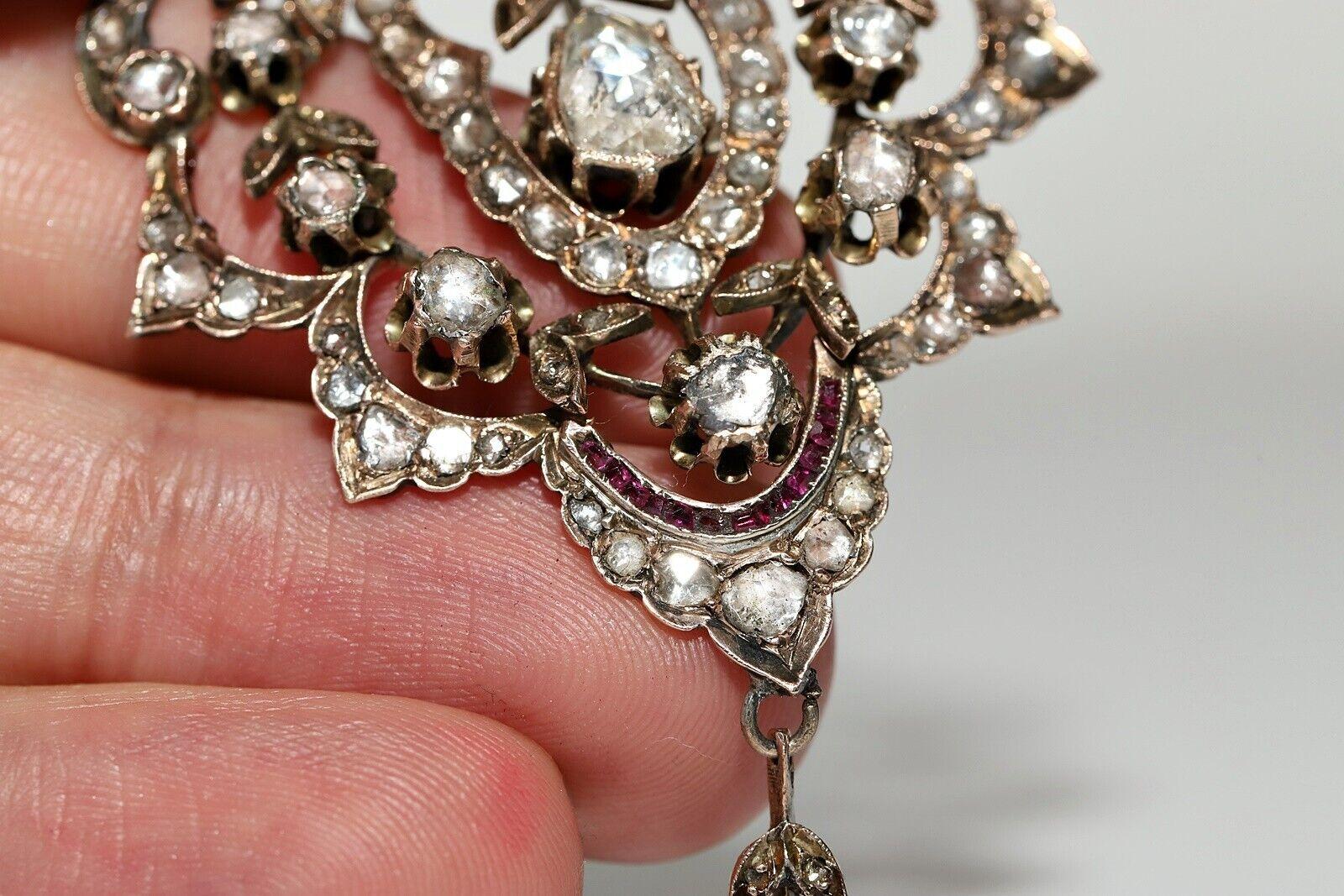 Taille rose Collier pendentif ottoman en or 8 carats avec diamants naturels taille rose, datant des années 1870 en vente