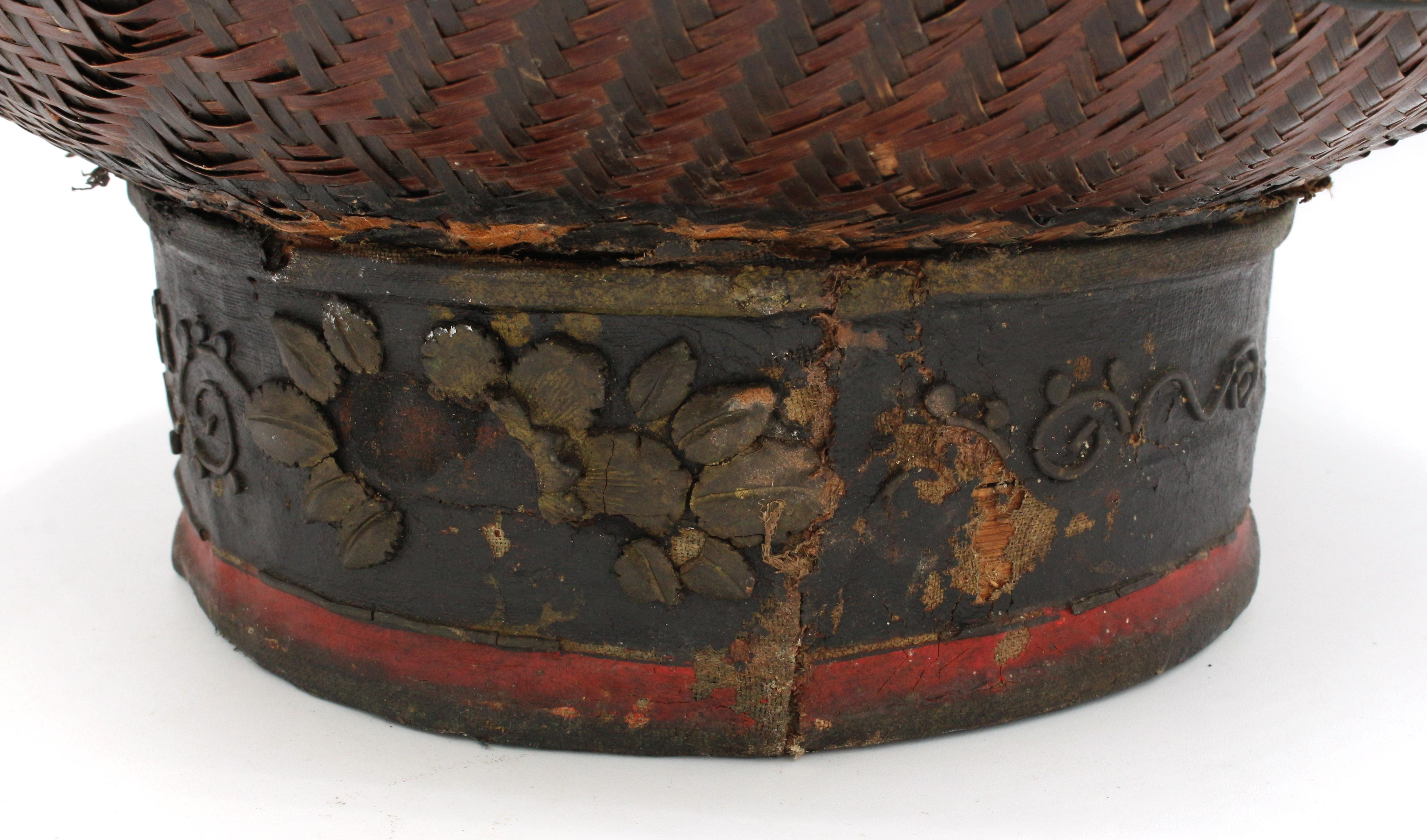 Rattan Chinese Wedding Ceremonial Hat Box, Zhijang Province, circa 1870s For Sale