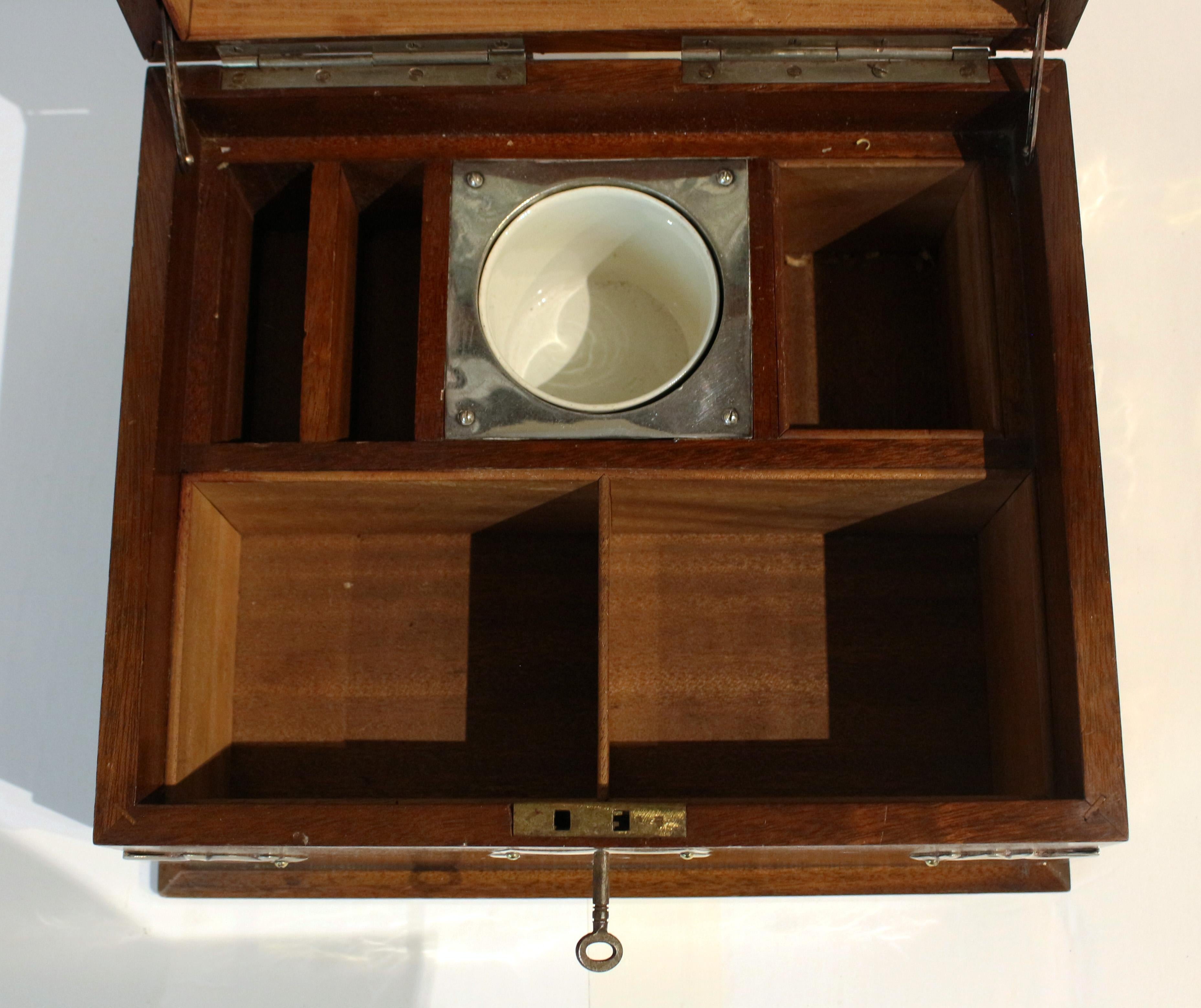Circa 1870s Silverplate and Mahogany Humidor Box In Good Condition In Chapel Hill, NC