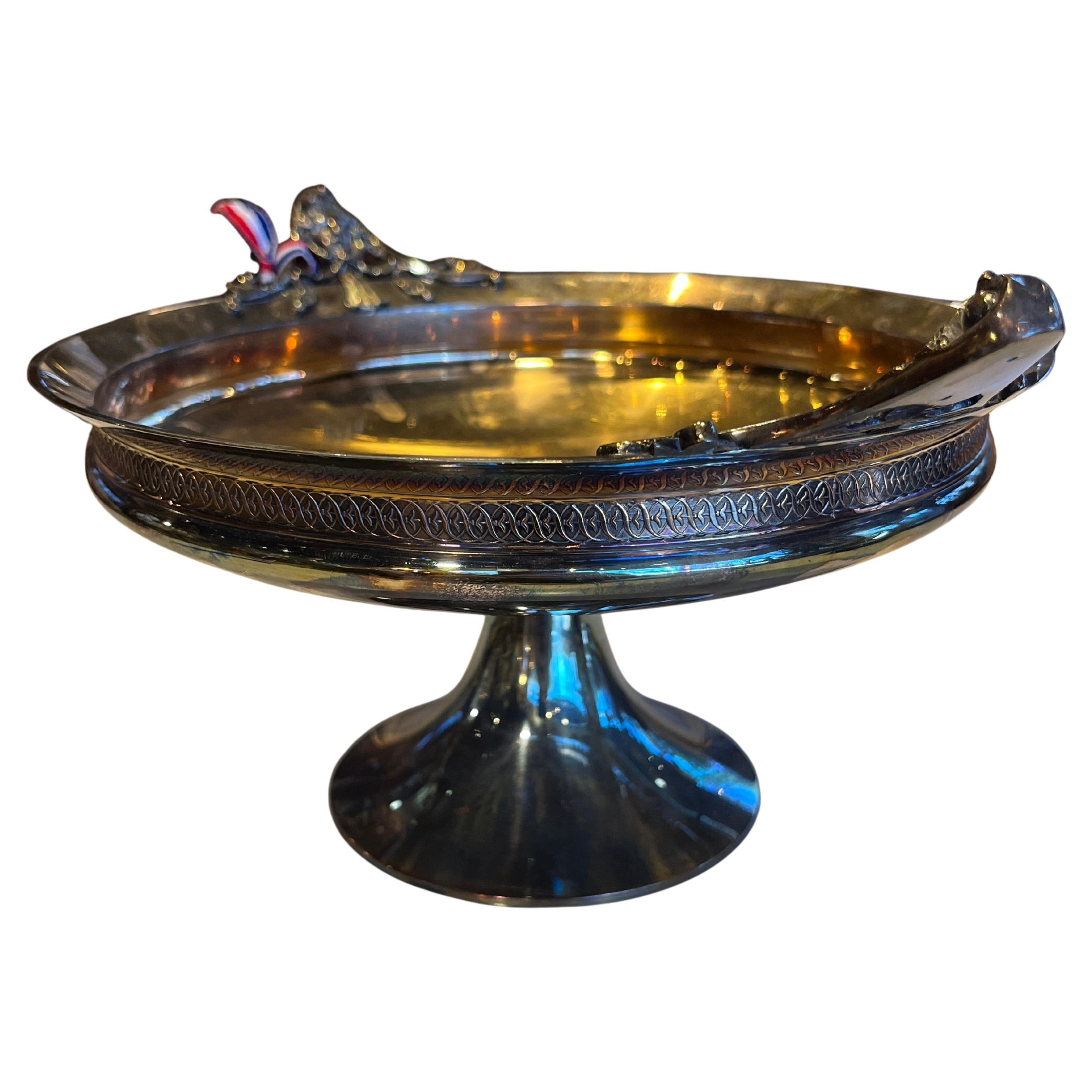 CIRCA - Pièce de centre en argent de Gorham, néo-grecque, vers 1871 en vente