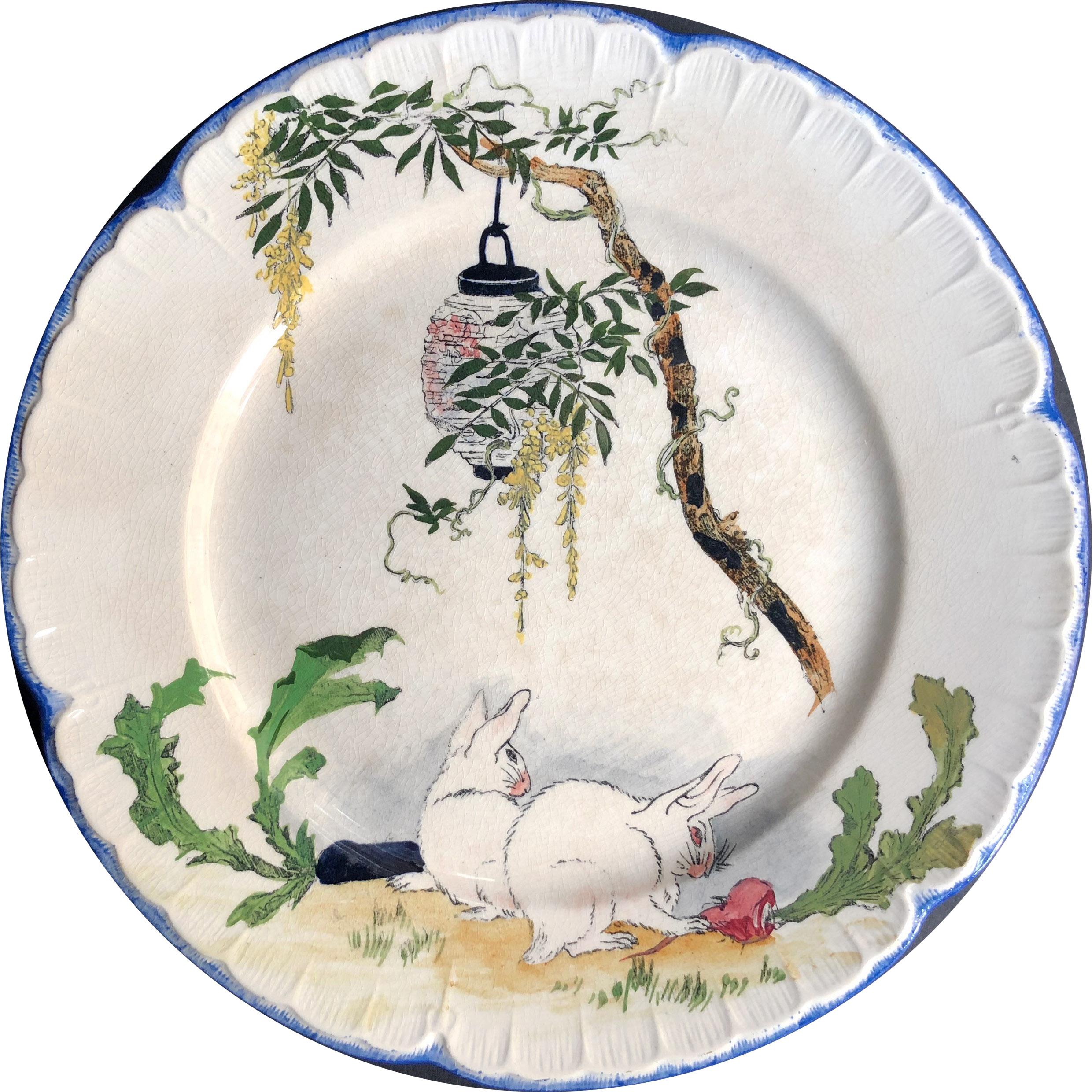 This French fine faience service of eight dessert plates after Bracquemond was edited by 'Escalier De crystal', circa 1878 , there are more than 24 different patterns all hand painted by French manufactory 'Choisy Le Roi'.
Rare size of the dinner