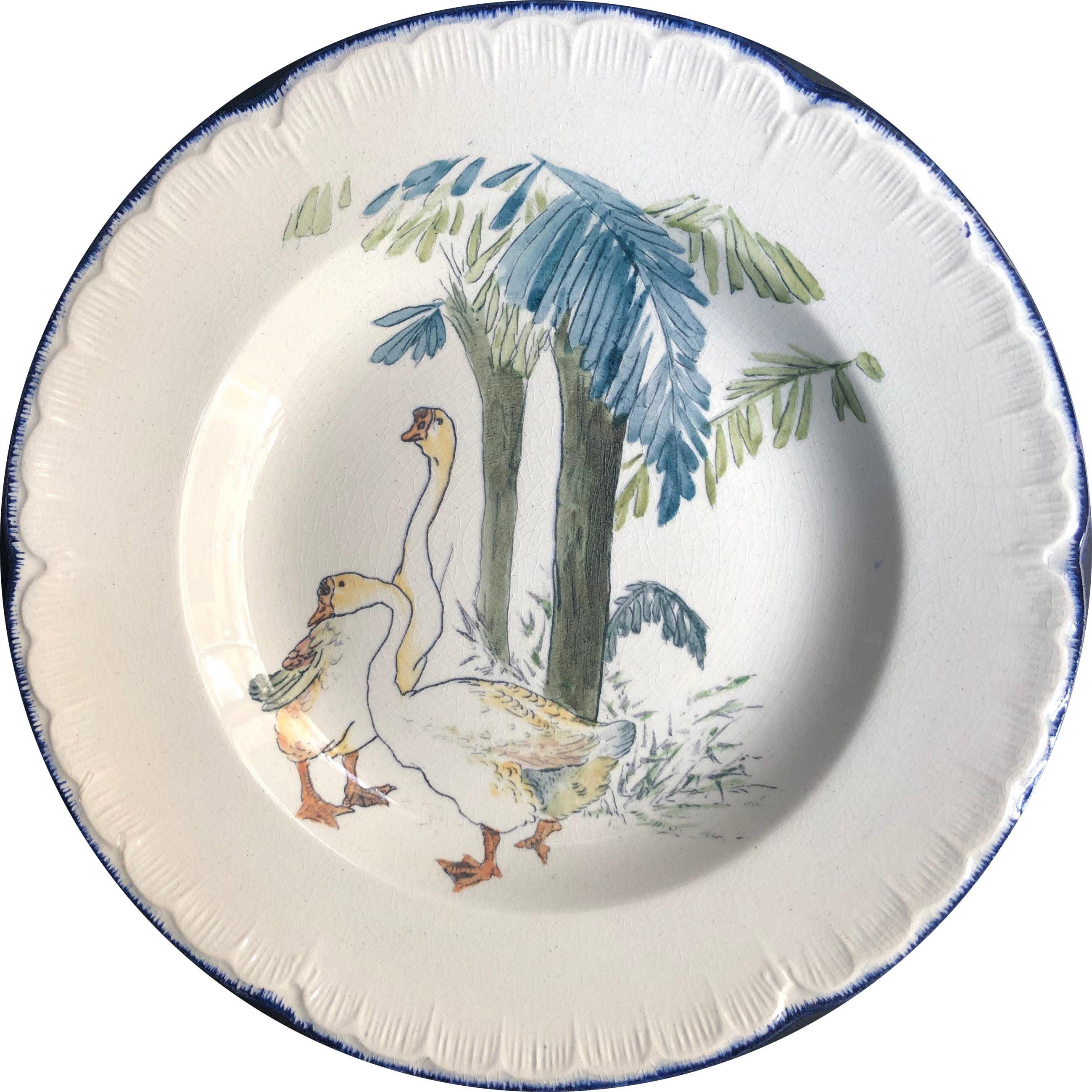 This French fine faience service of eight deep plates after Bracquemond was edited by 'Escalier De crystal', circa 1878, there are more than 24 different patterns all hand painted by French manufactory 'Choisy Le Roi'.
Rare size of the dinner plates