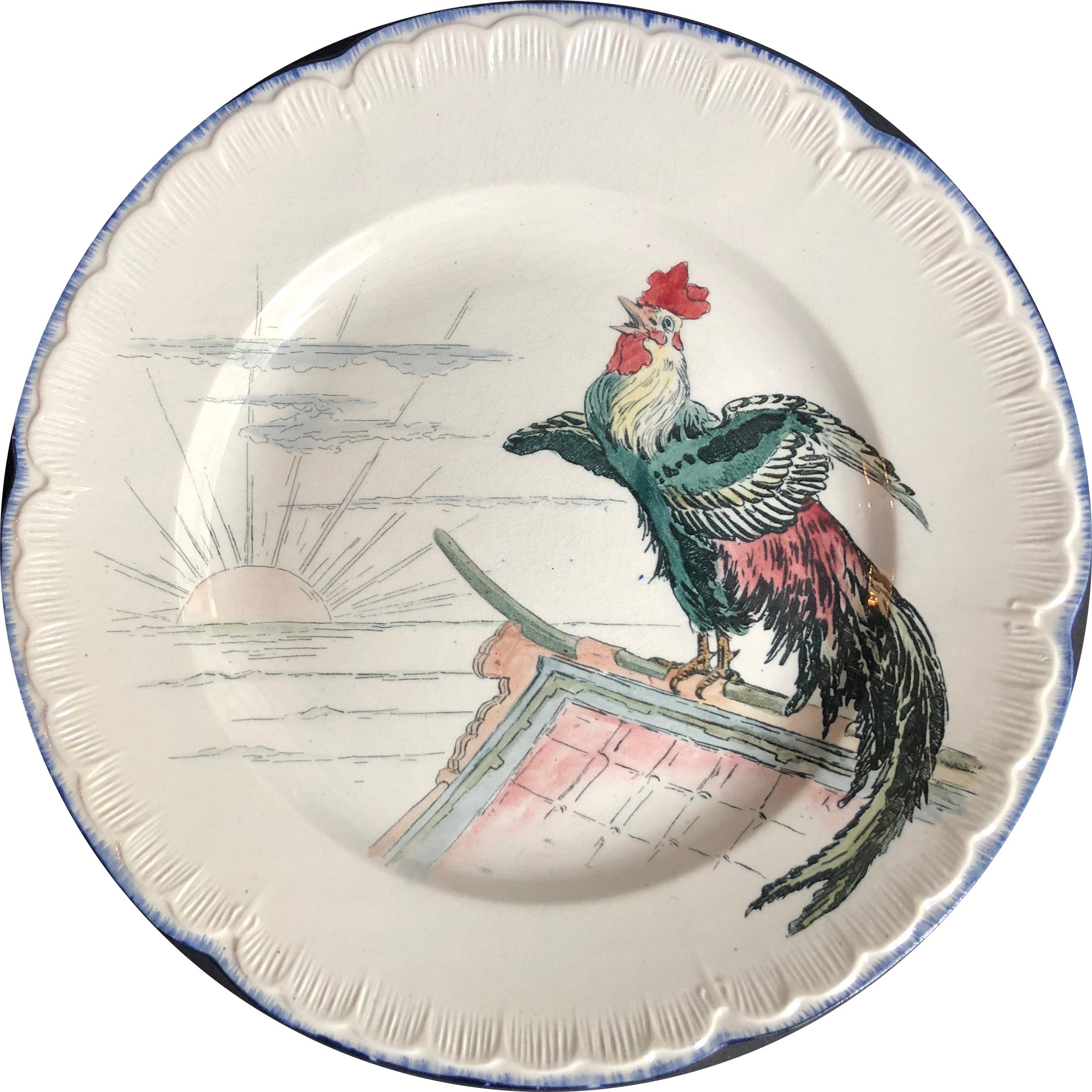 This French fine faience service of eight dinner plates after Bracquemond was edited by 'Escalier de Cristal' circa 1878 , there are more than 24 different patterns all hand painted by French manufactory 'Choisy Le Roi'.
Rare size of the dinner