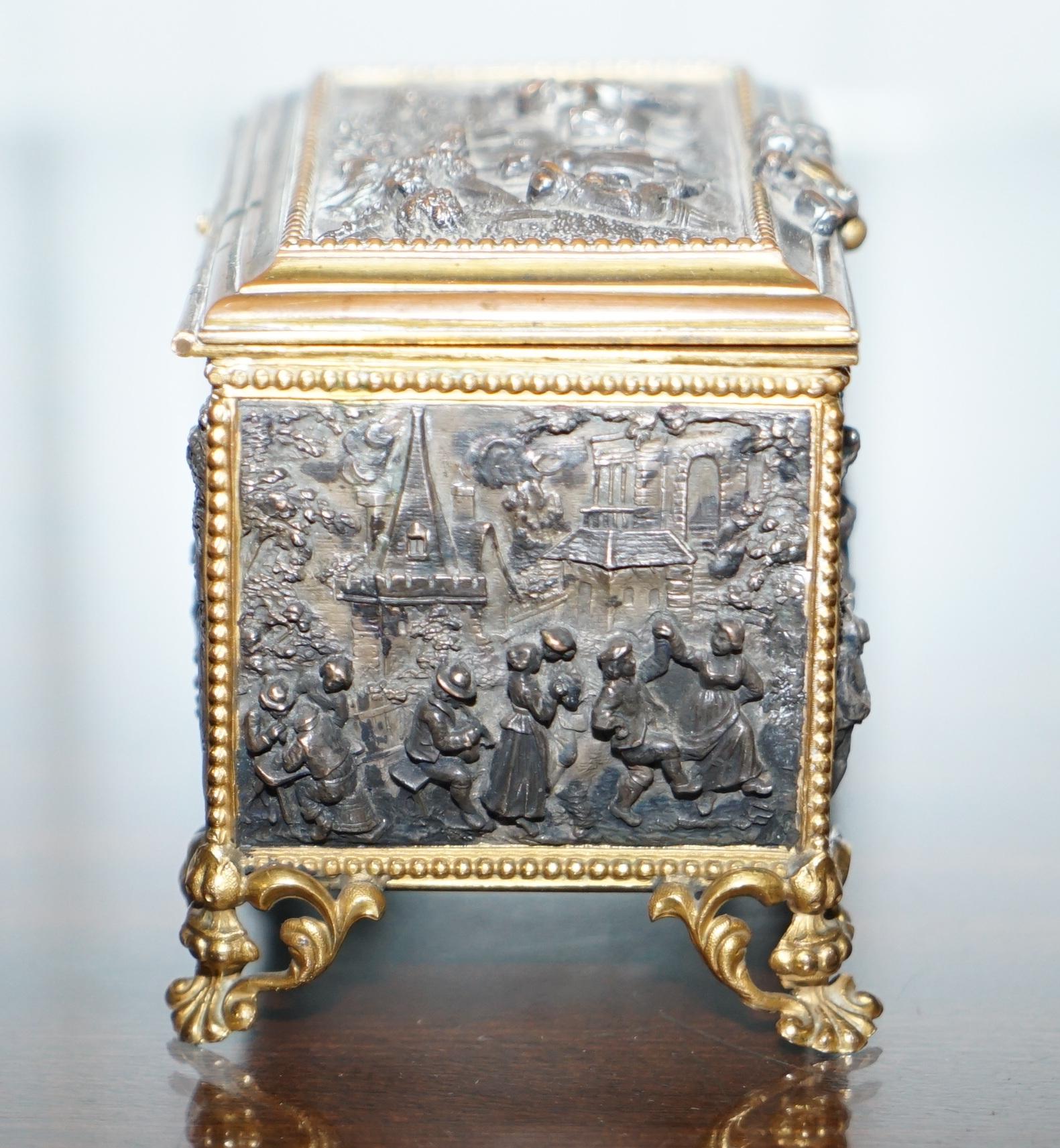 AB Paris Signed French Bronze and Gilt Brass Jewelry Casket Box Chest circa 1880 2