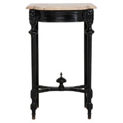 Console Napoléon III en bois noir datant d'environ 1880, avec plateau en marbre