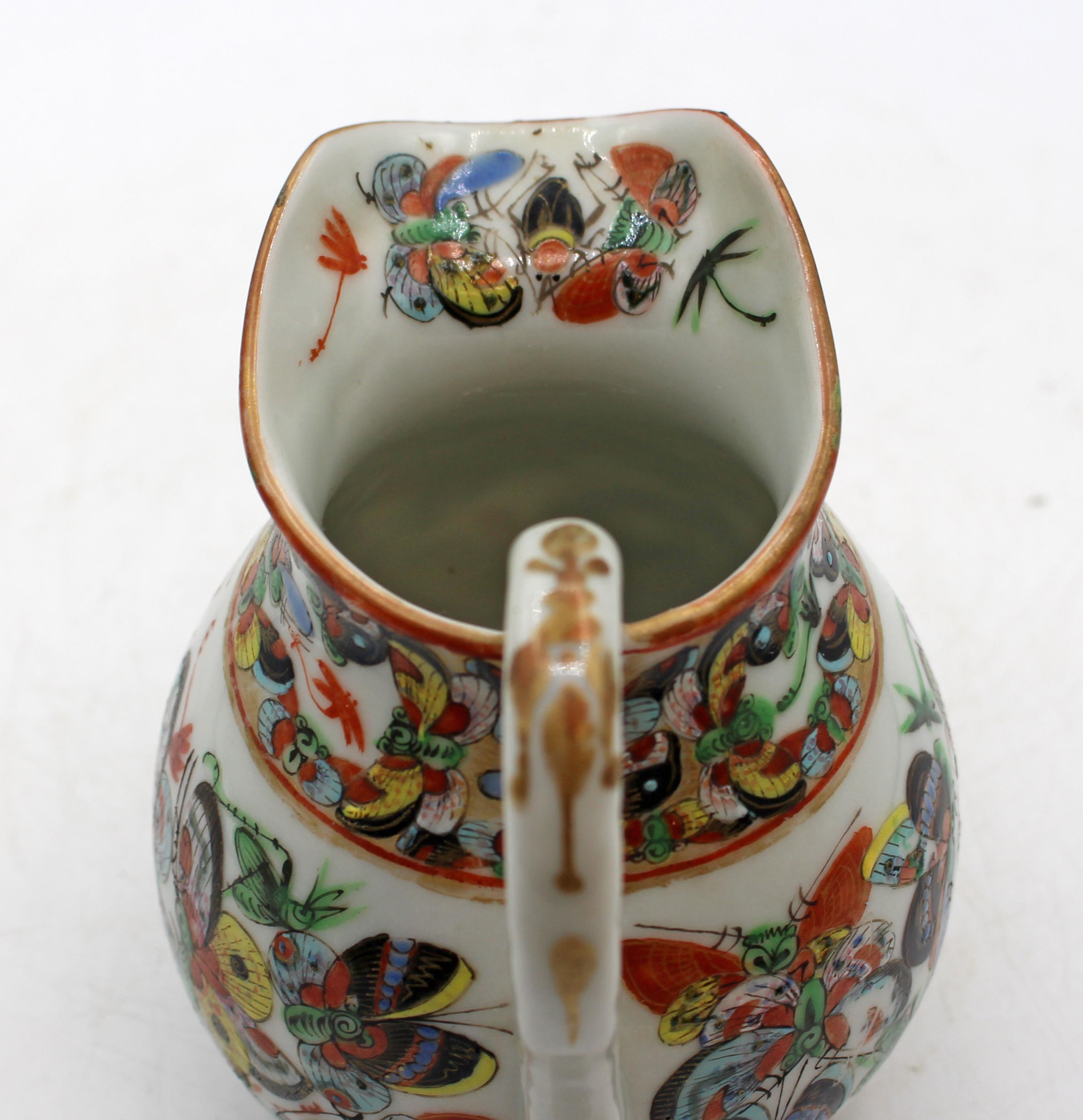 Circa 1880 Chinese Export Porcelain Thousand Butterfly Creamer For Sale 2