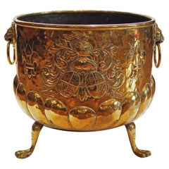 Circa 1880 English Large Brass Repousse Armorial Jardiniere