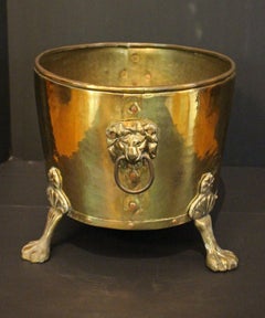 Circa 1880 Jardiniere anglaise ovale en laiton