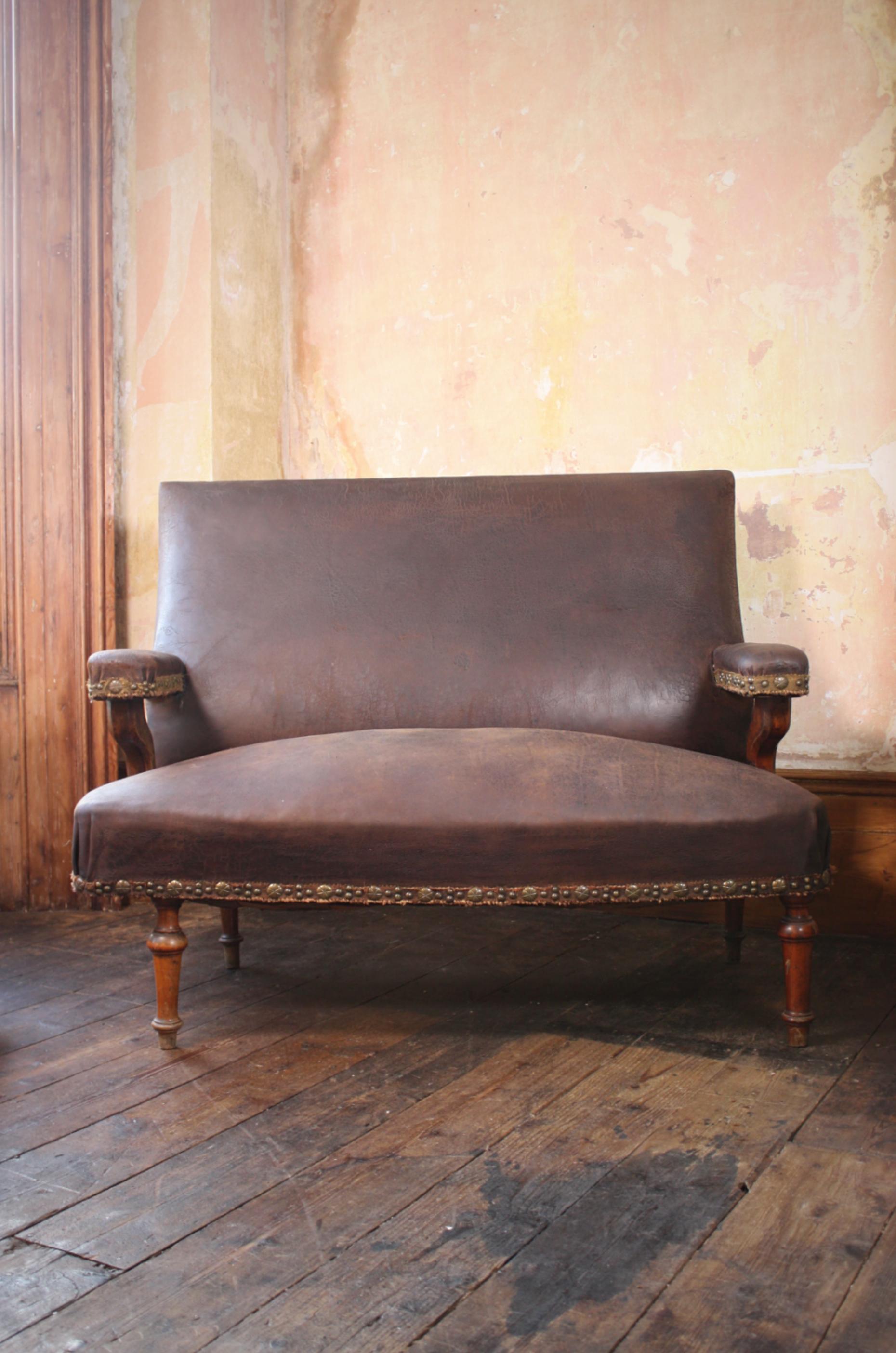 Circa 1880 French Oak & Leather Hall Settle Sofa 7