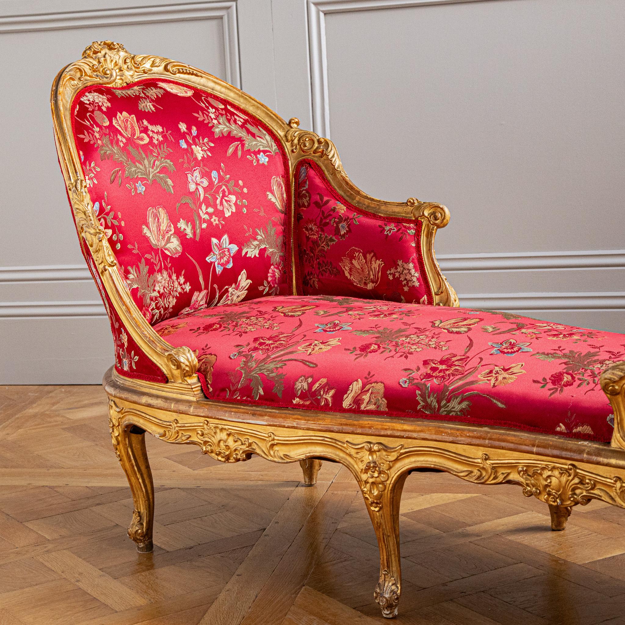 Louis XV Chaise longue italienne en bois doré de style LXV vers 1880 en vente