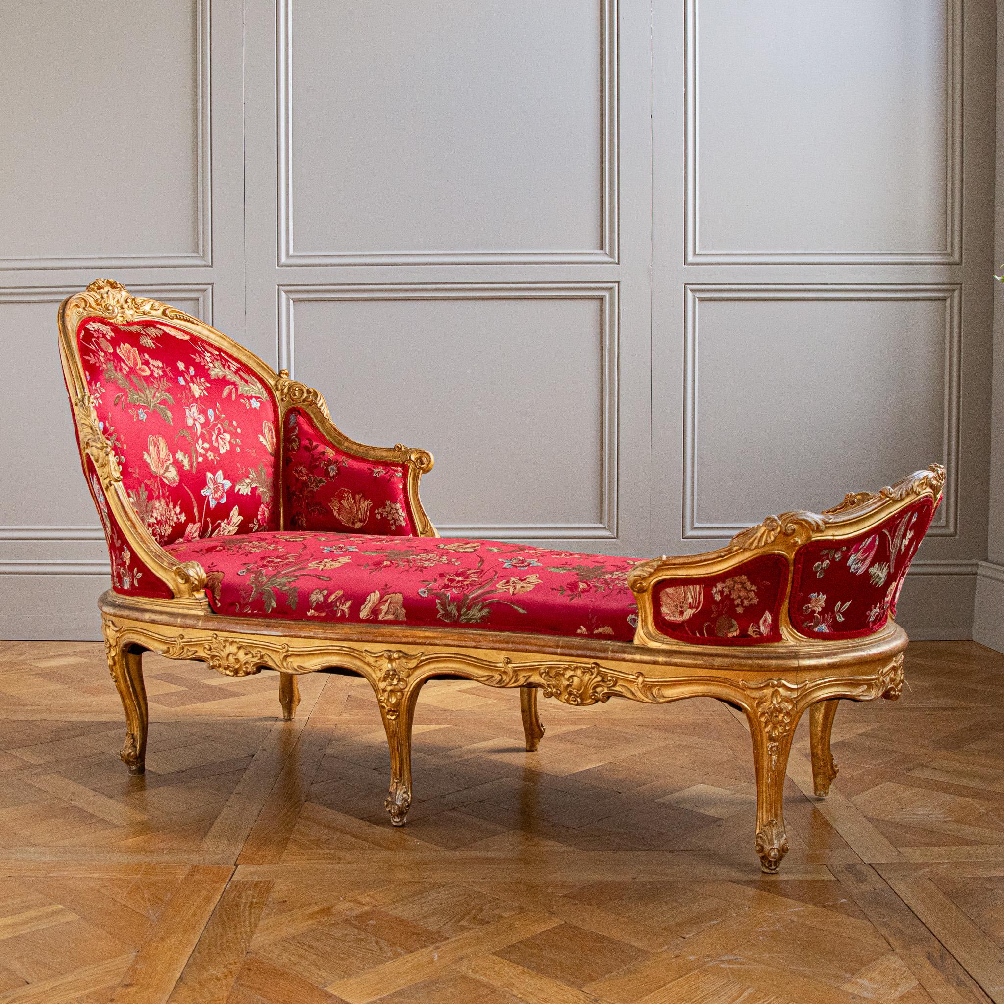 Circa 1880 Italian Giltwood LXV Style Chaise Longue For Sale 1