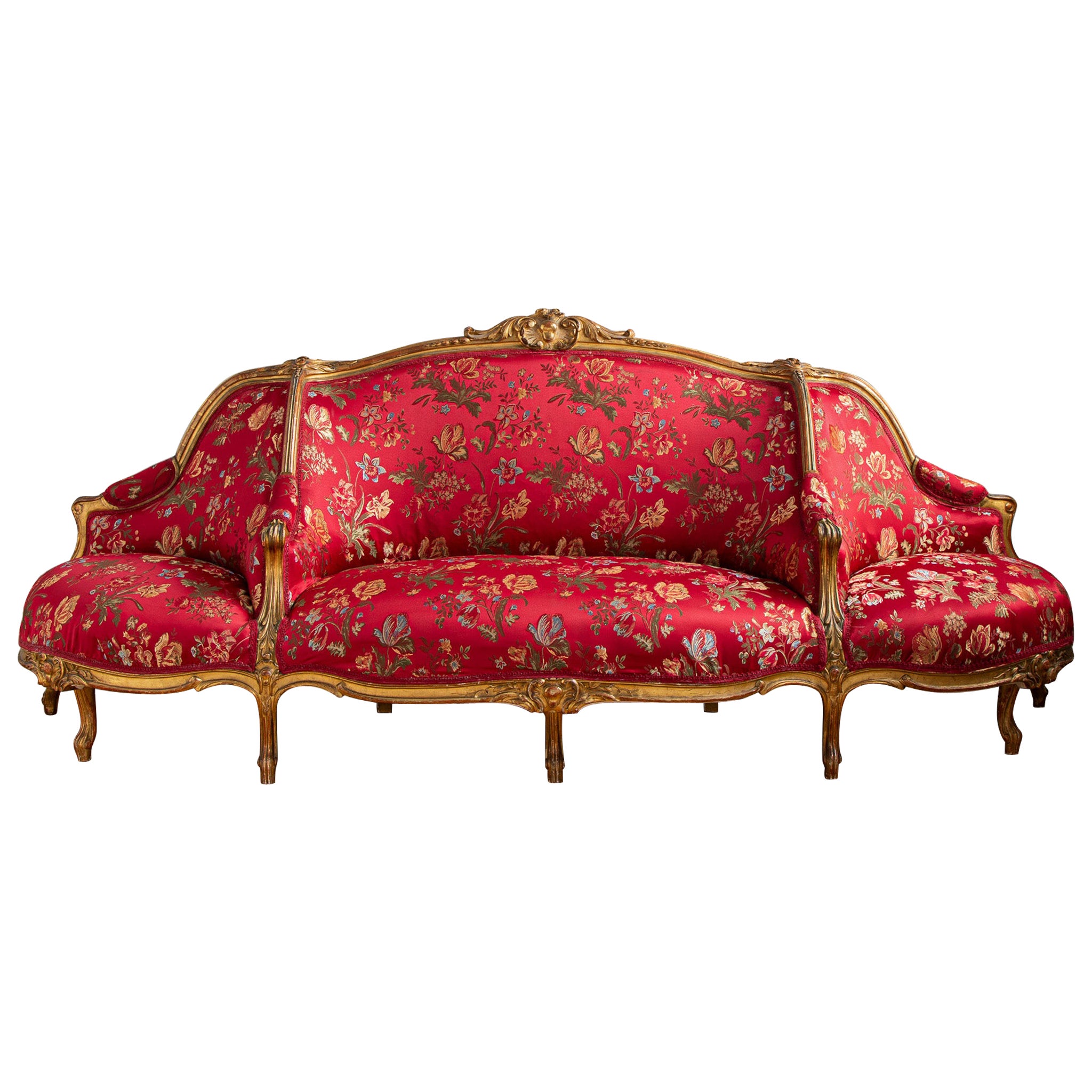 Circa 1880 Sofá confidente italiano grande de madera dorada estilo LXV