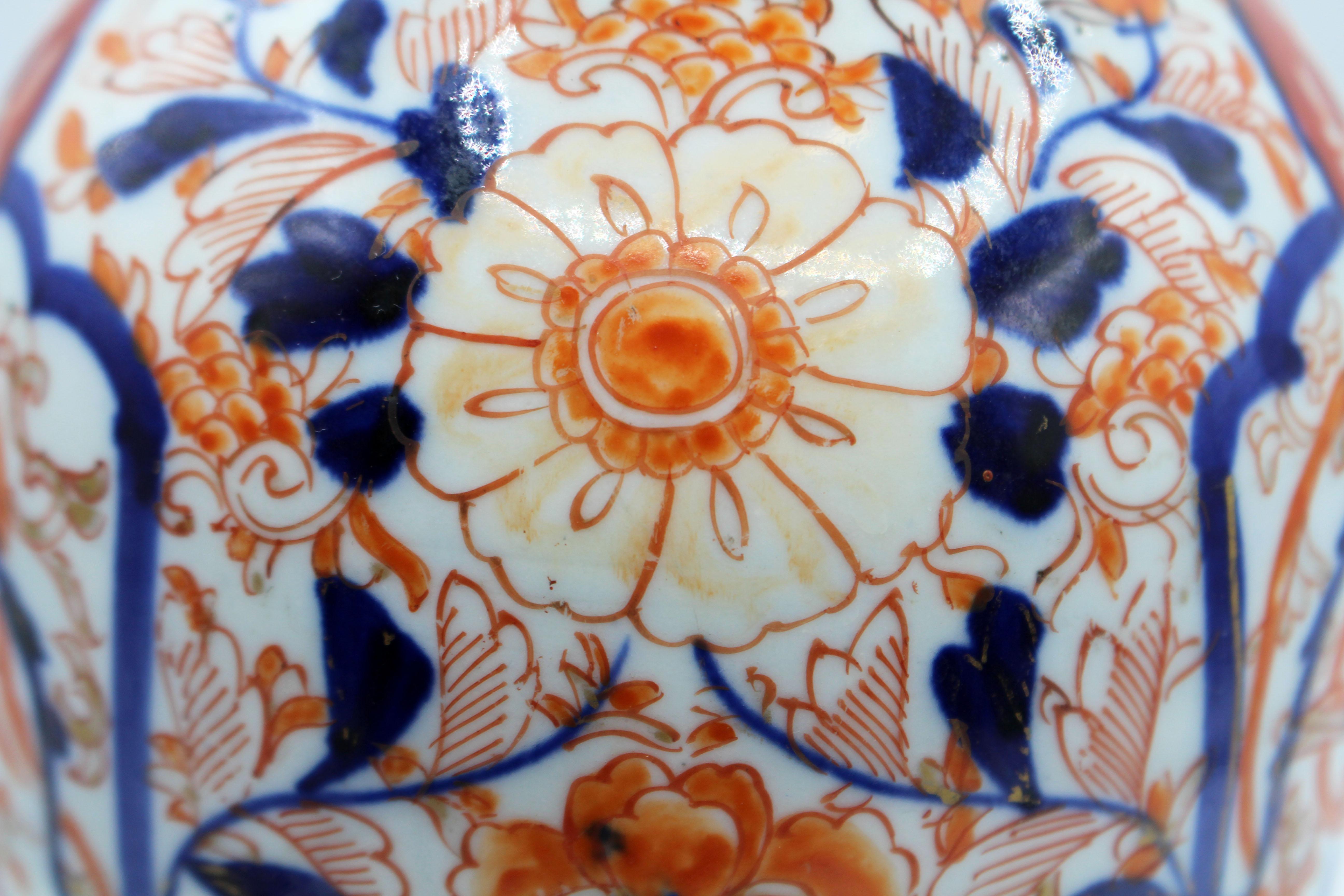 Circa 1880 Japanese Imari Vase Table Lamp In Good Condition For Sale In Chapel Hill, NC