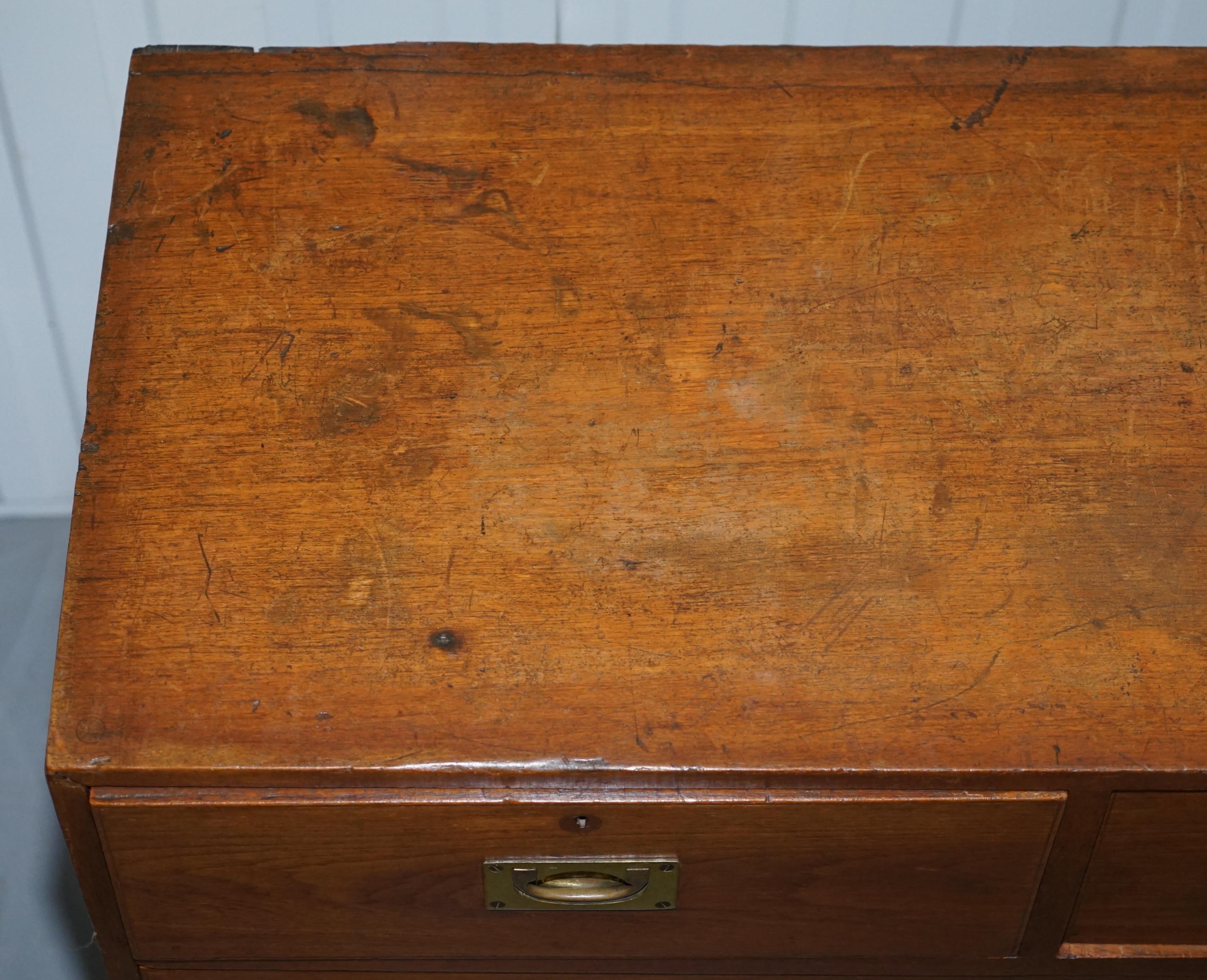 Late 19th Century SCOTTISH 93RD SUTHERLAND HIGHLANDERS REGIMENT OF FOOT MiLITARY CAMPAIGN CHEST For Sale