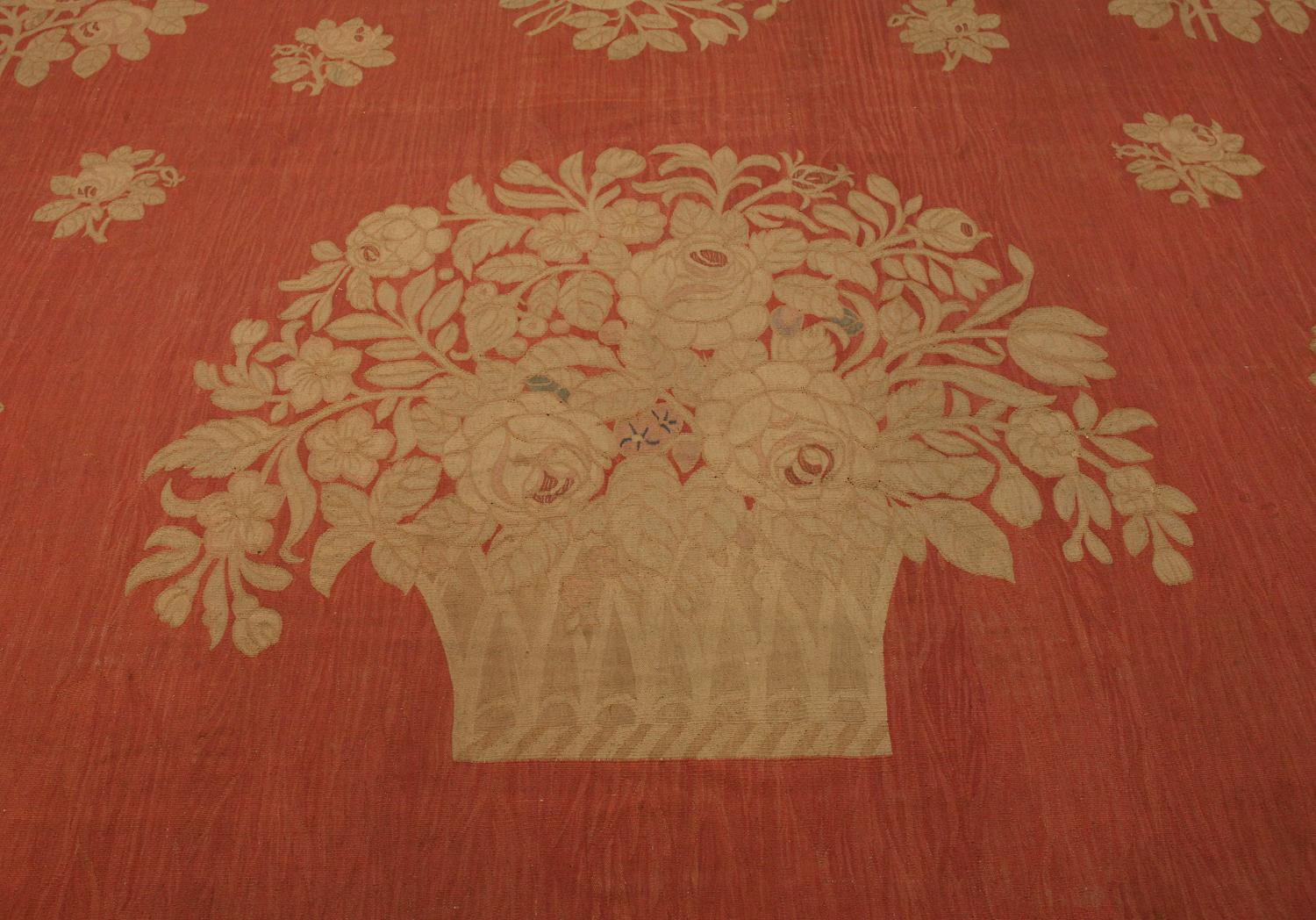 Hand-Woven Bessarabian Kilim Floral Bouquet Design For Sale