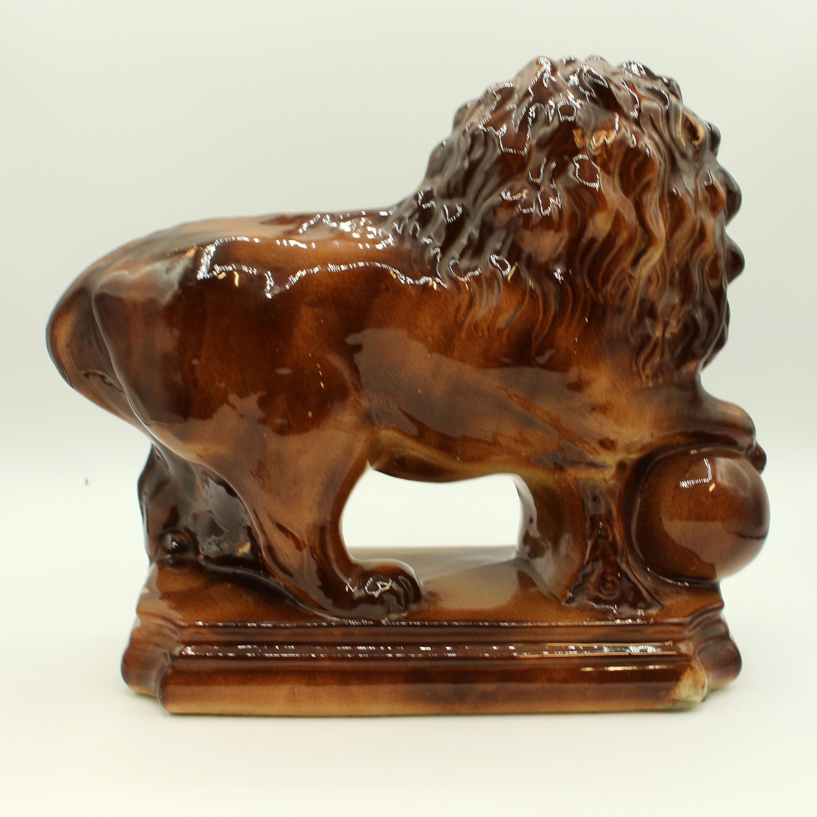 Other Scottish Pottery Lion, circa 1880 For Sale