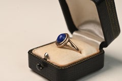 Victorian Era 18K Yellow Gold Ring. Oval Cut Lapiz Engagement Ring Circa 1880
