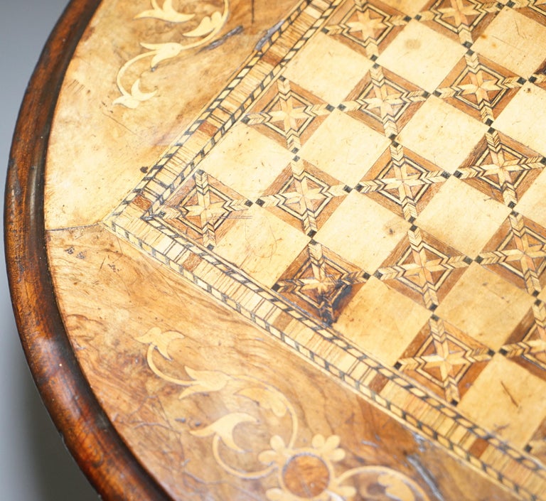 Walnut and Hardwood  Marquetry Inlaid Chess Games Table Tripod Base, circa 1880 In Good Condition For Sale In , Pulborough