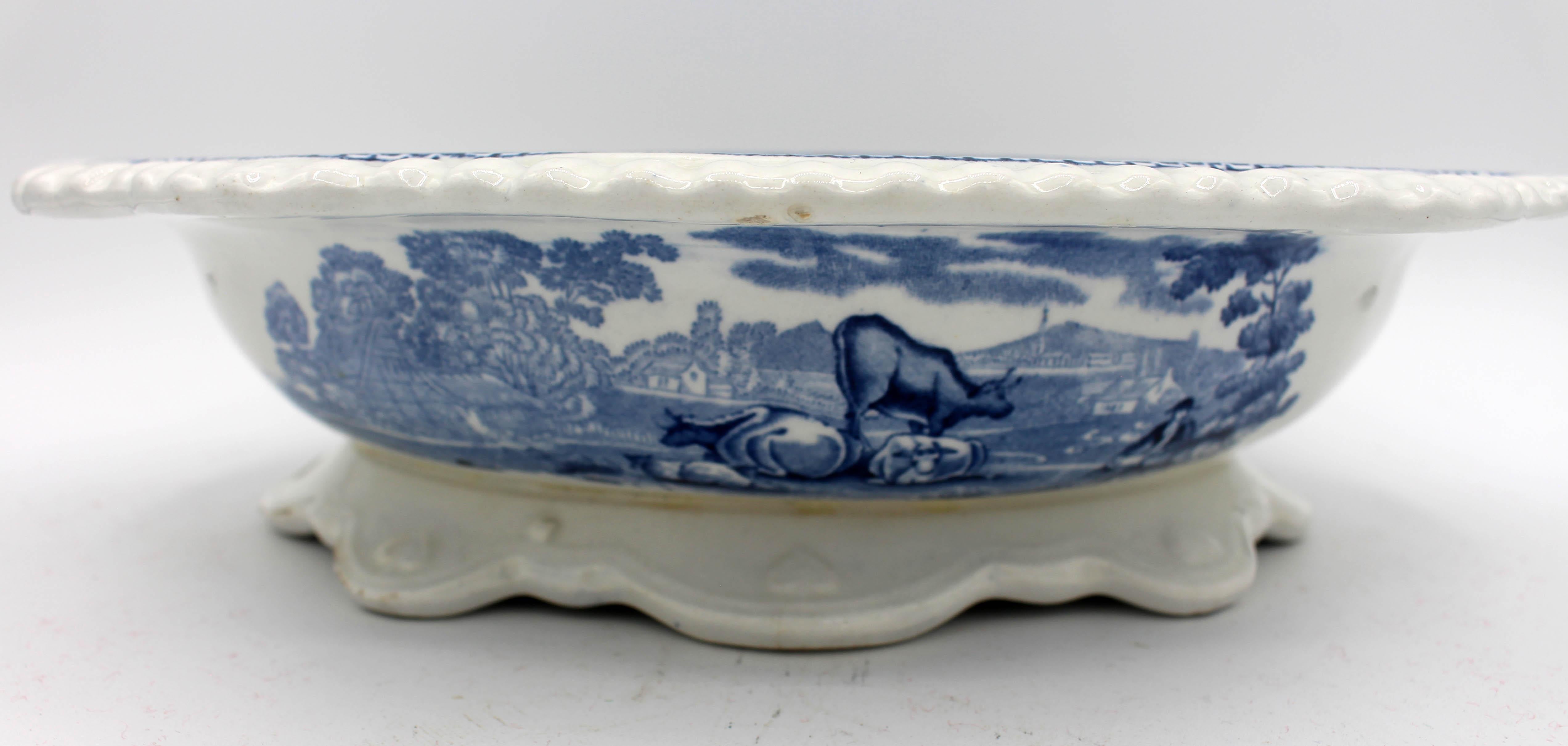 Circa 1880 William Adams Blue and White Ironstone Covered Vegetable Dish In Good Condition In Chapel Hill, NC