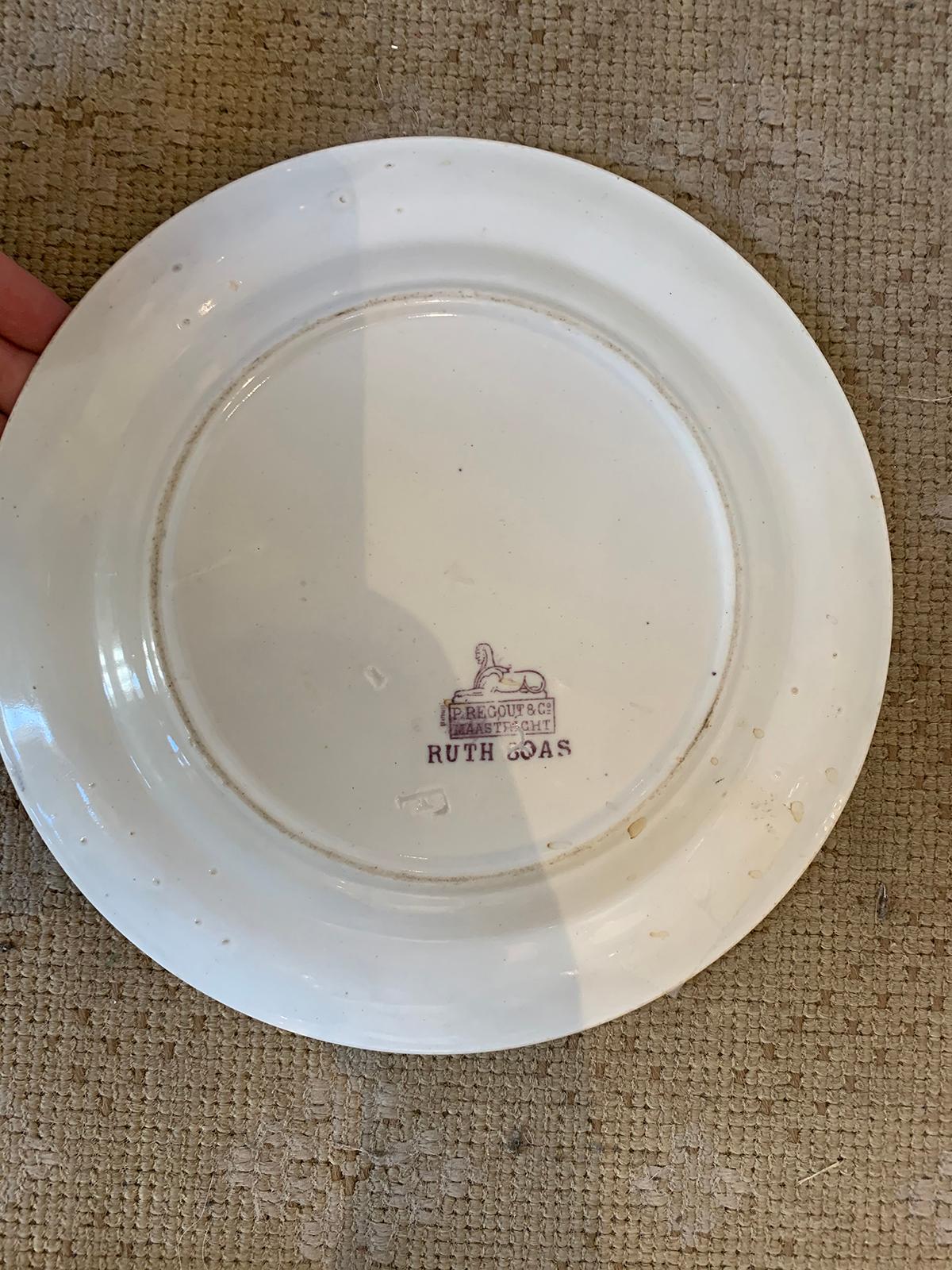 Dutch Transferware Plate in Ruth Boas Pattern by Petrus Regout & Co. circa 1880s In Good Condition For Sale In Atlanta, GA