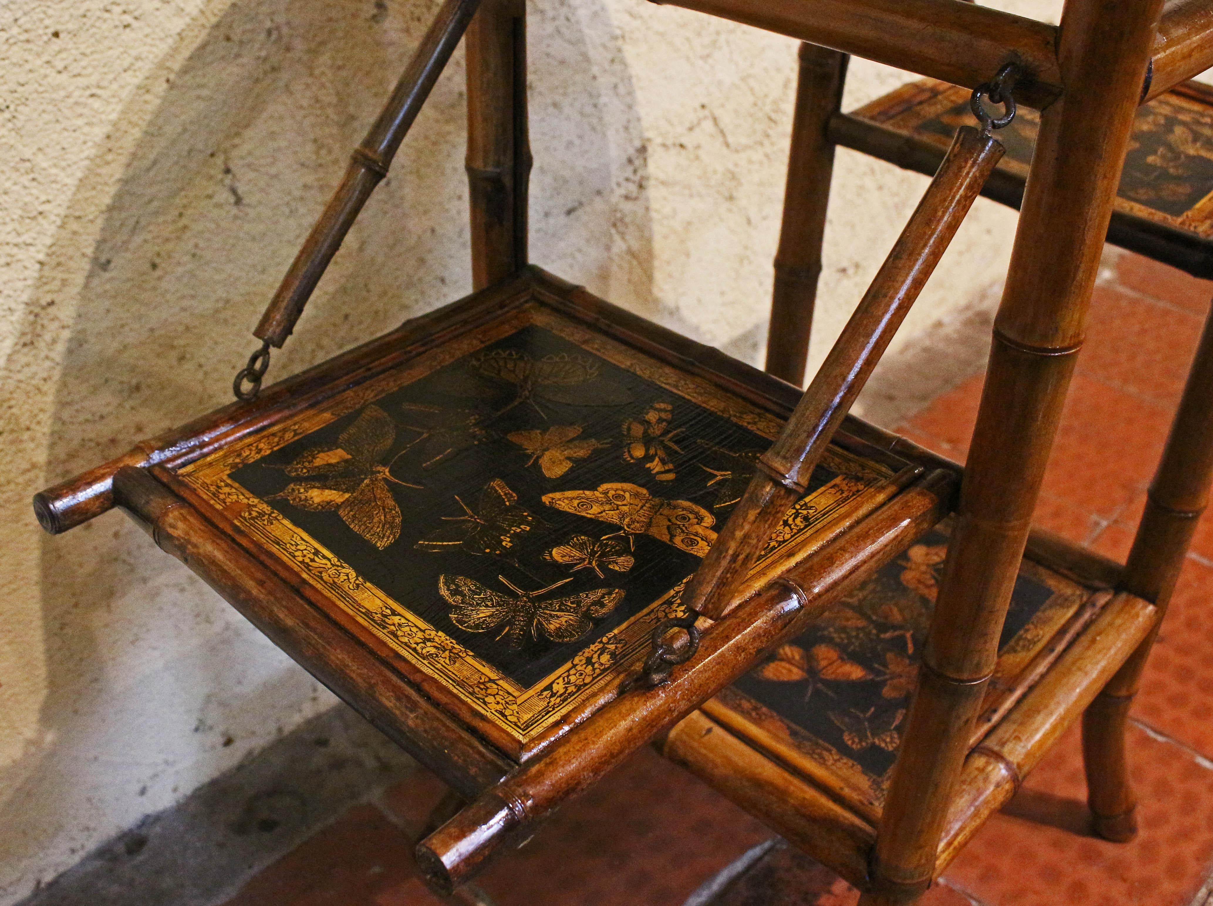 Mesa inglesa de bambú de varios pisos, circa 1880 Inglés en venta