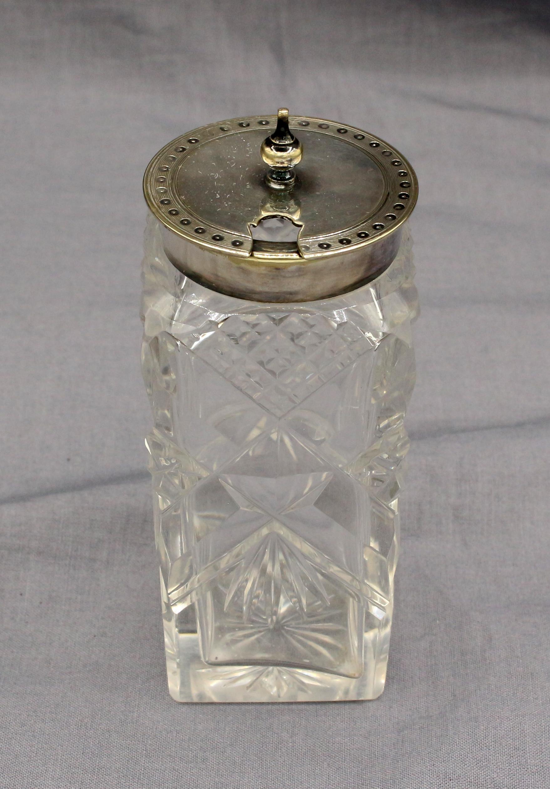 Circa 1880s Six Bottle Cruet Stand In Good Condition For Sale In Chapel Hill, NC