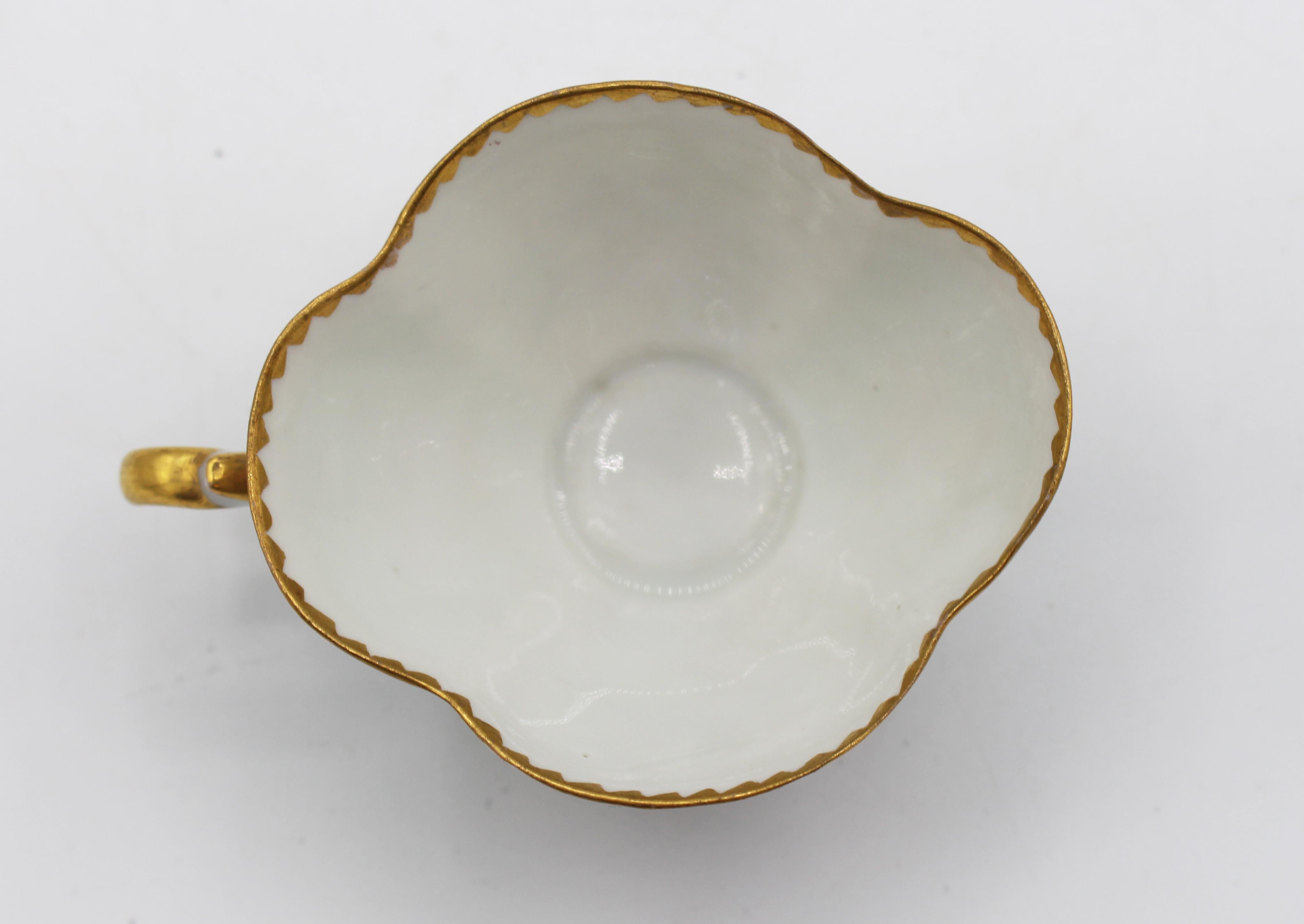 Circa 1888-1916 Richard Klemm, Dresden Quatrefoil Demitasse Cup & Saucer en vente 2