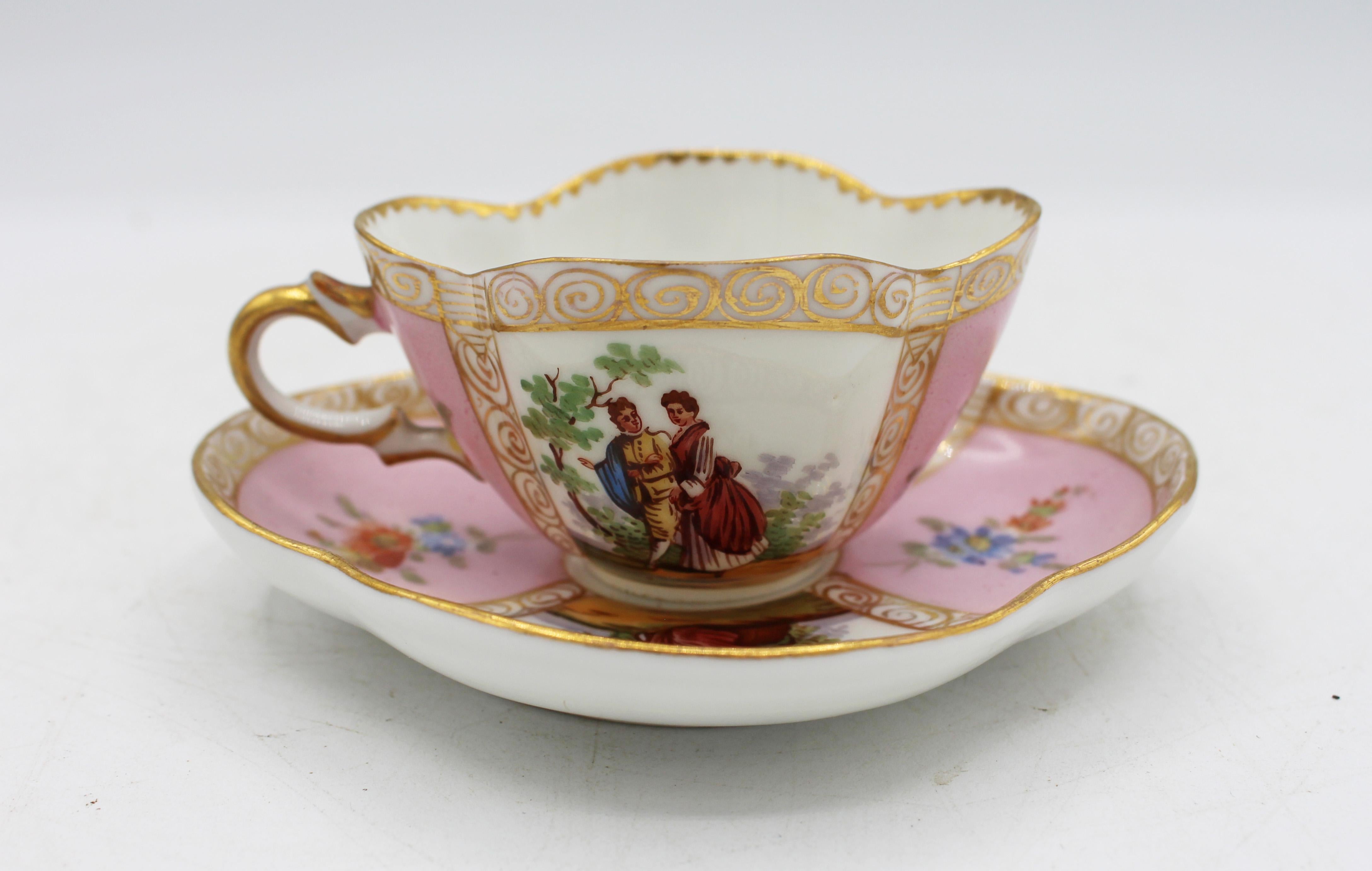 Art nouveau Circa 1888-1916 Richard Klemm, Dresden Quatrefoil Demitasse Cup & Saucer en vente
