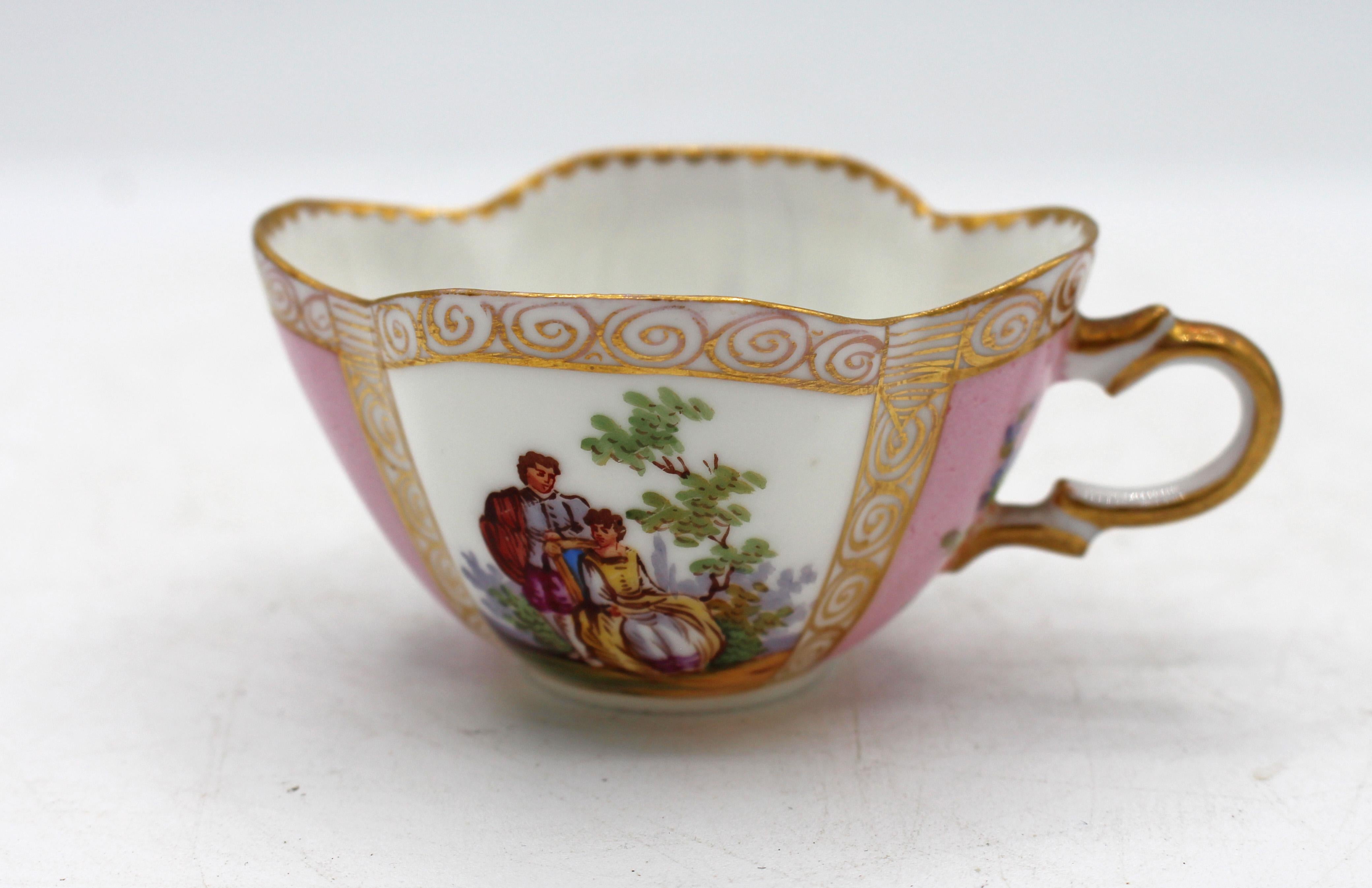 XIXe siècle Circa 1888-1916 Richard Klemm, Dresden Quatrefoil Demitasse Cup & Saucer en vente