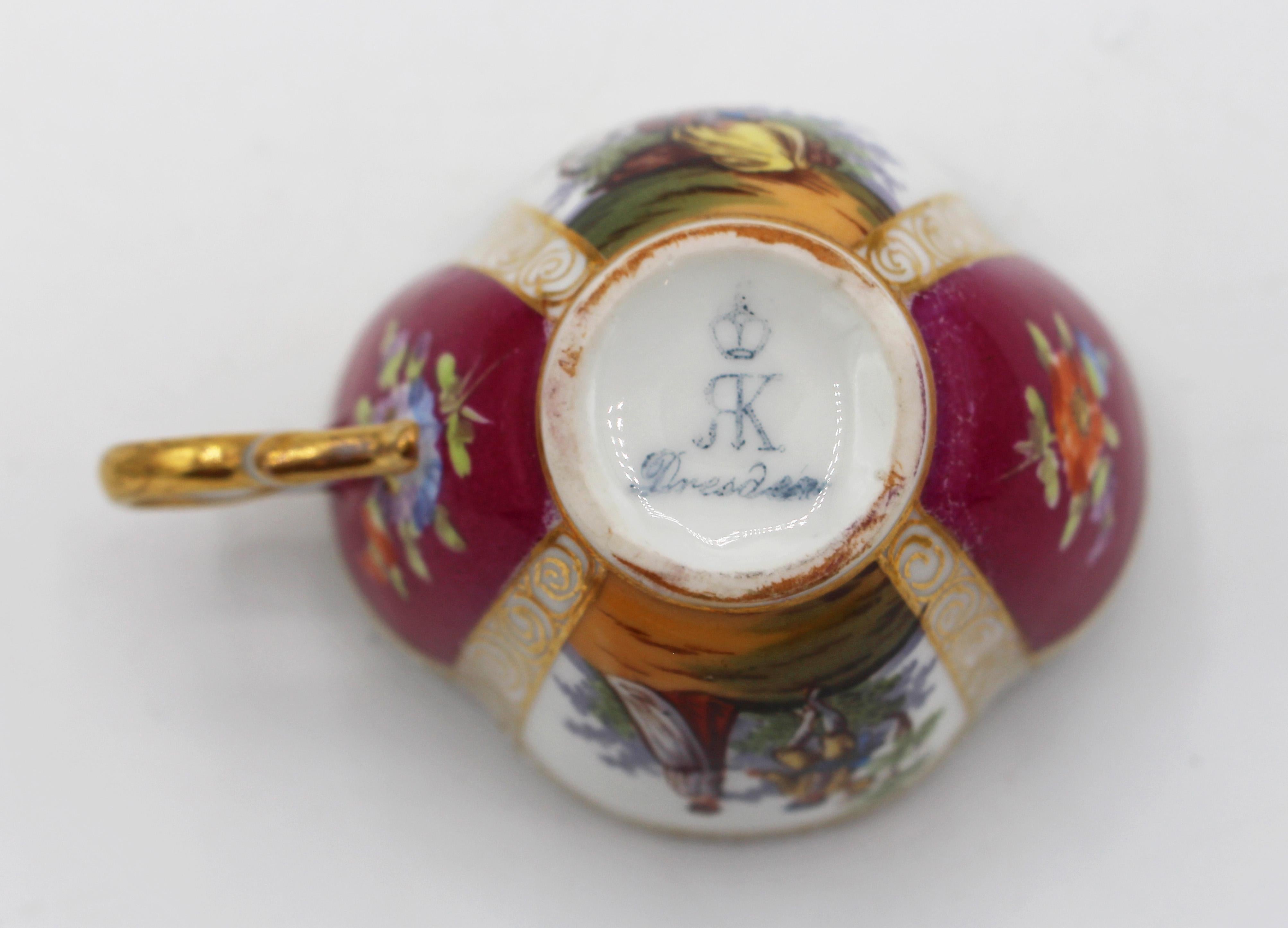 Circa 1888-1916 Richard Klemm, Dresden Quatrefoil Demitasse Cups & Saucers en vente 3