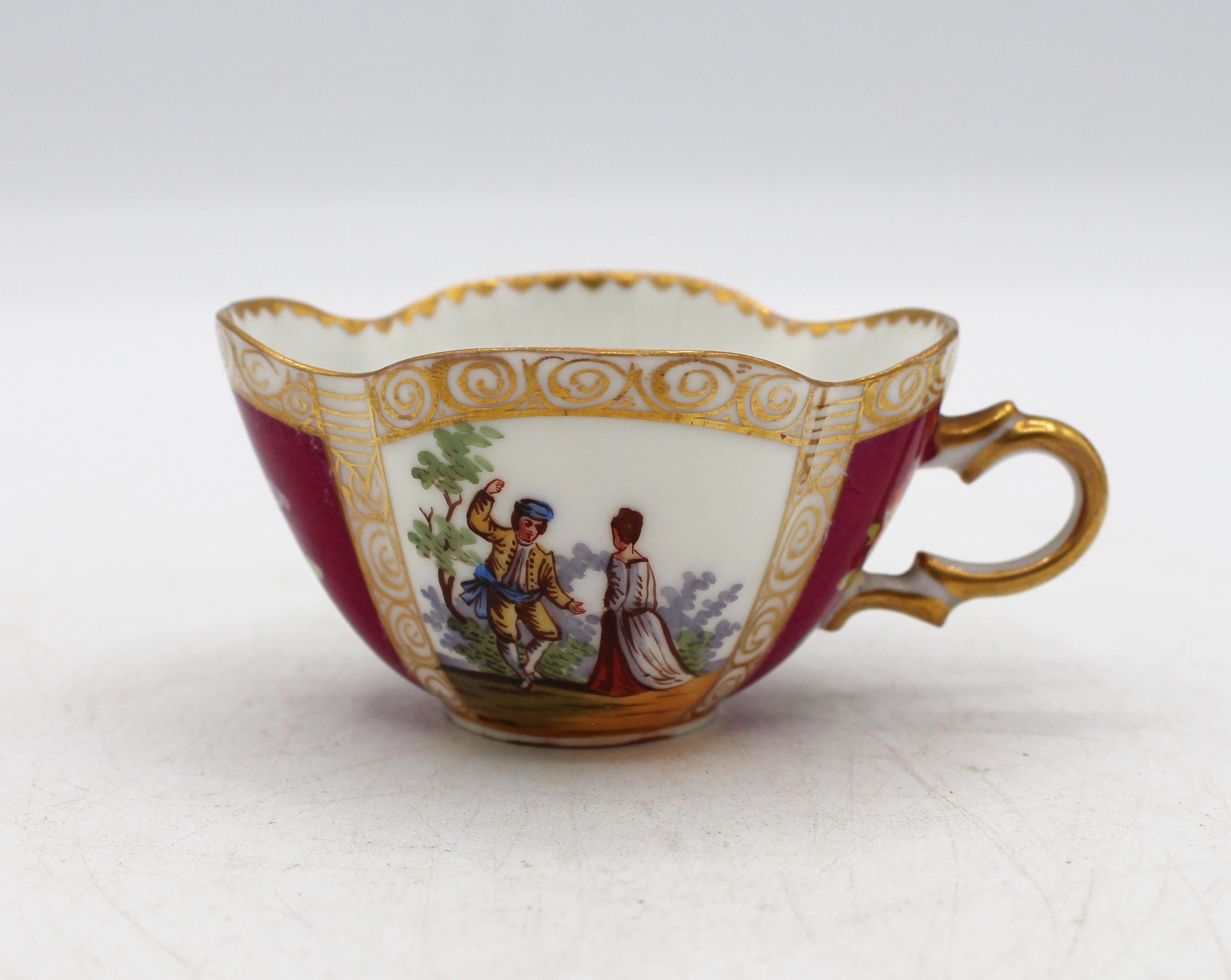 XIXe siècle Circa 1888-1916 Richard Klemm, Dresden Quatrefoil Demitasse Cups & Saucers en vente