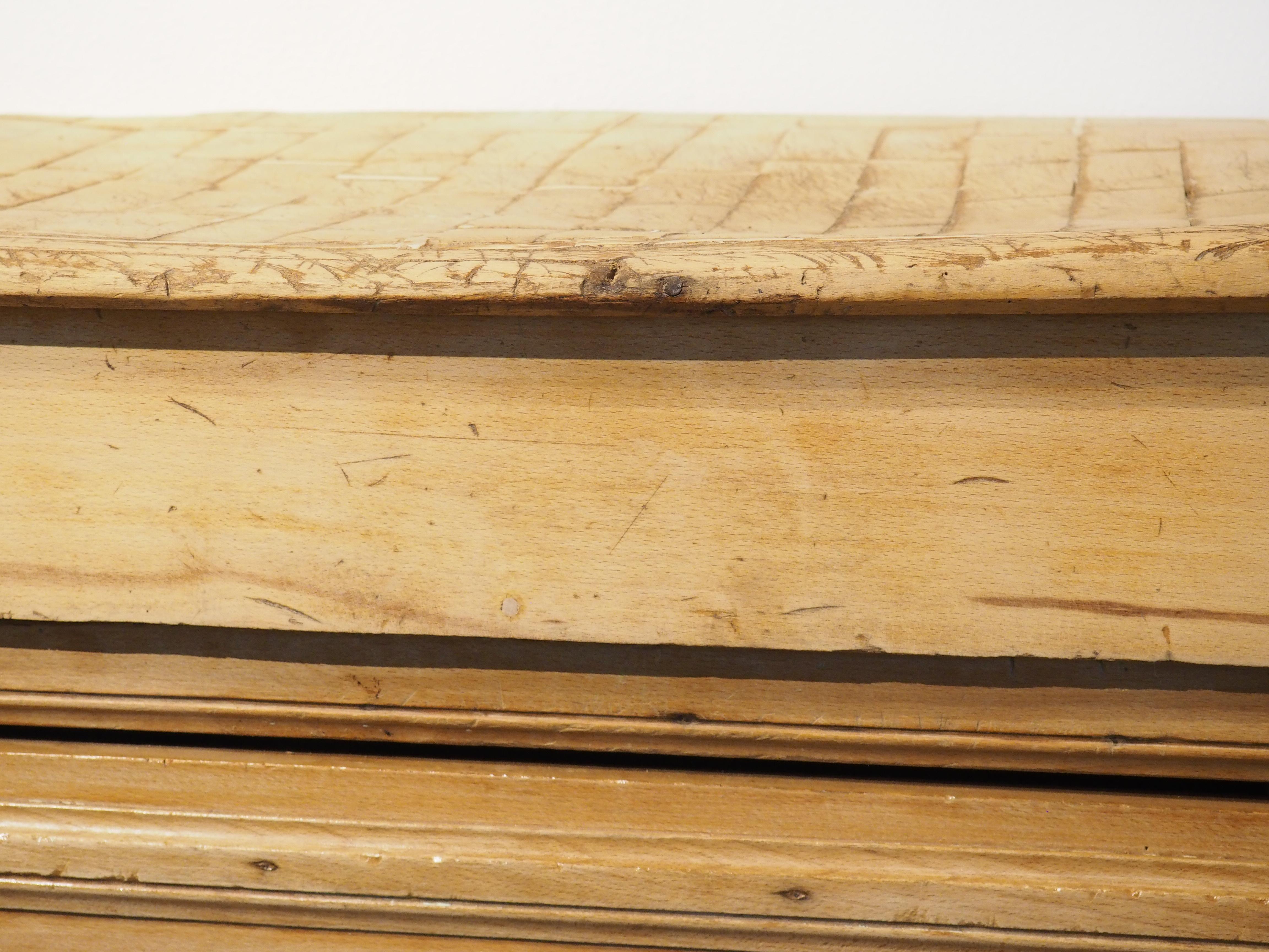 Circa 1890 Billot de Boucher Butcher Block Table from France For Sale 4