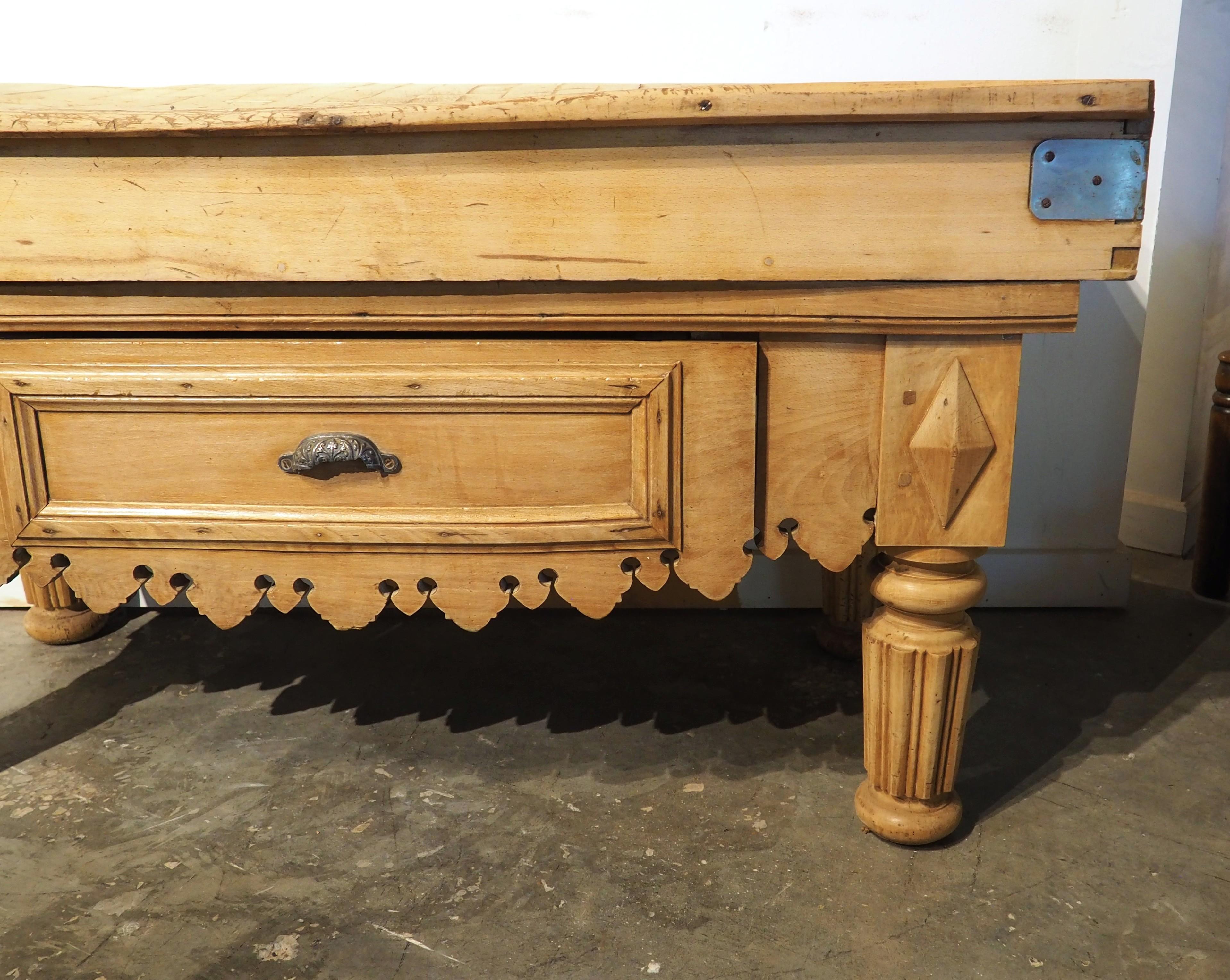Circa 1890 Billot de Boucher Butcher Block Table from France In Good Condition For Sale In Dallas, TX