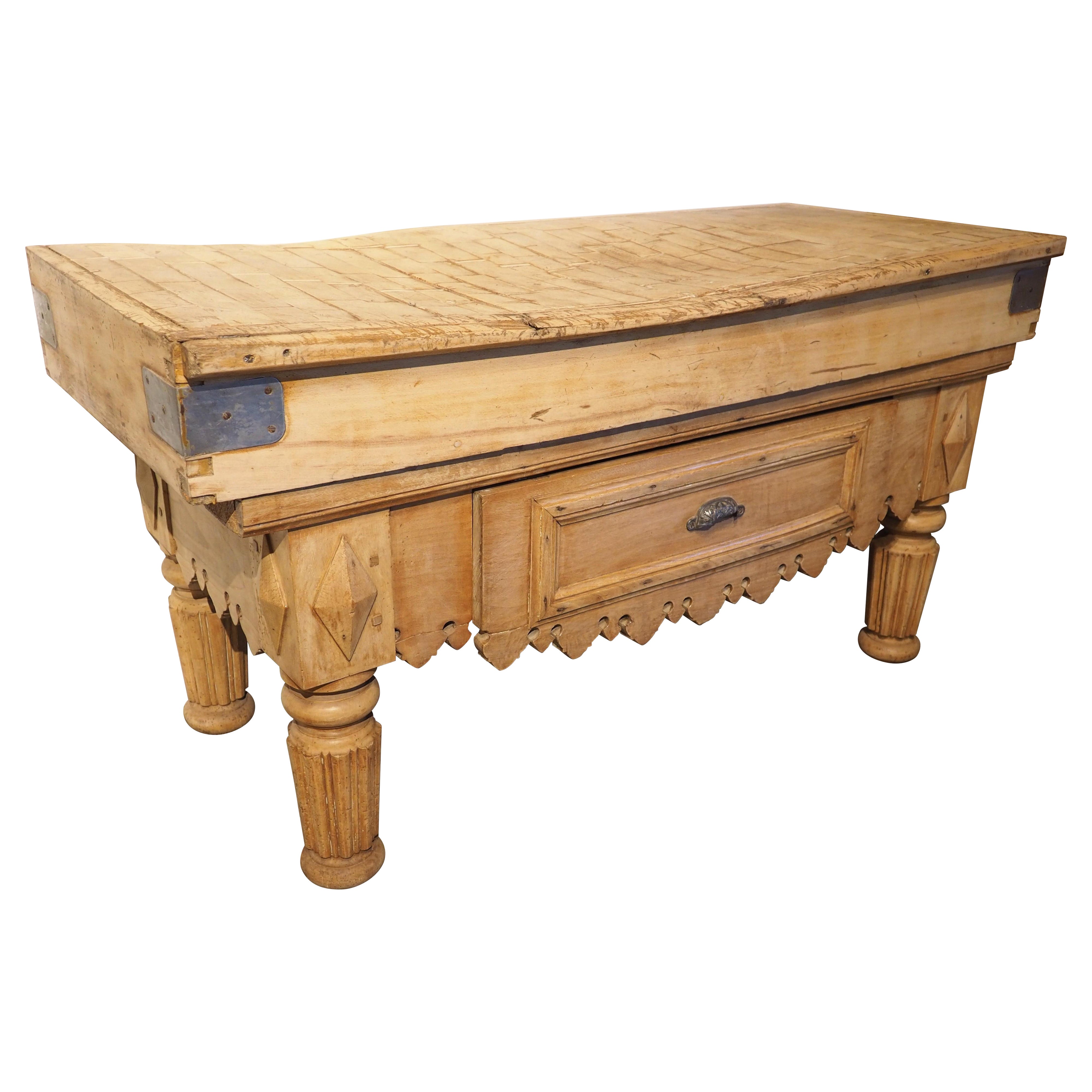 Circa 1890 Table Billot de Boucher en bois de boucherie de France