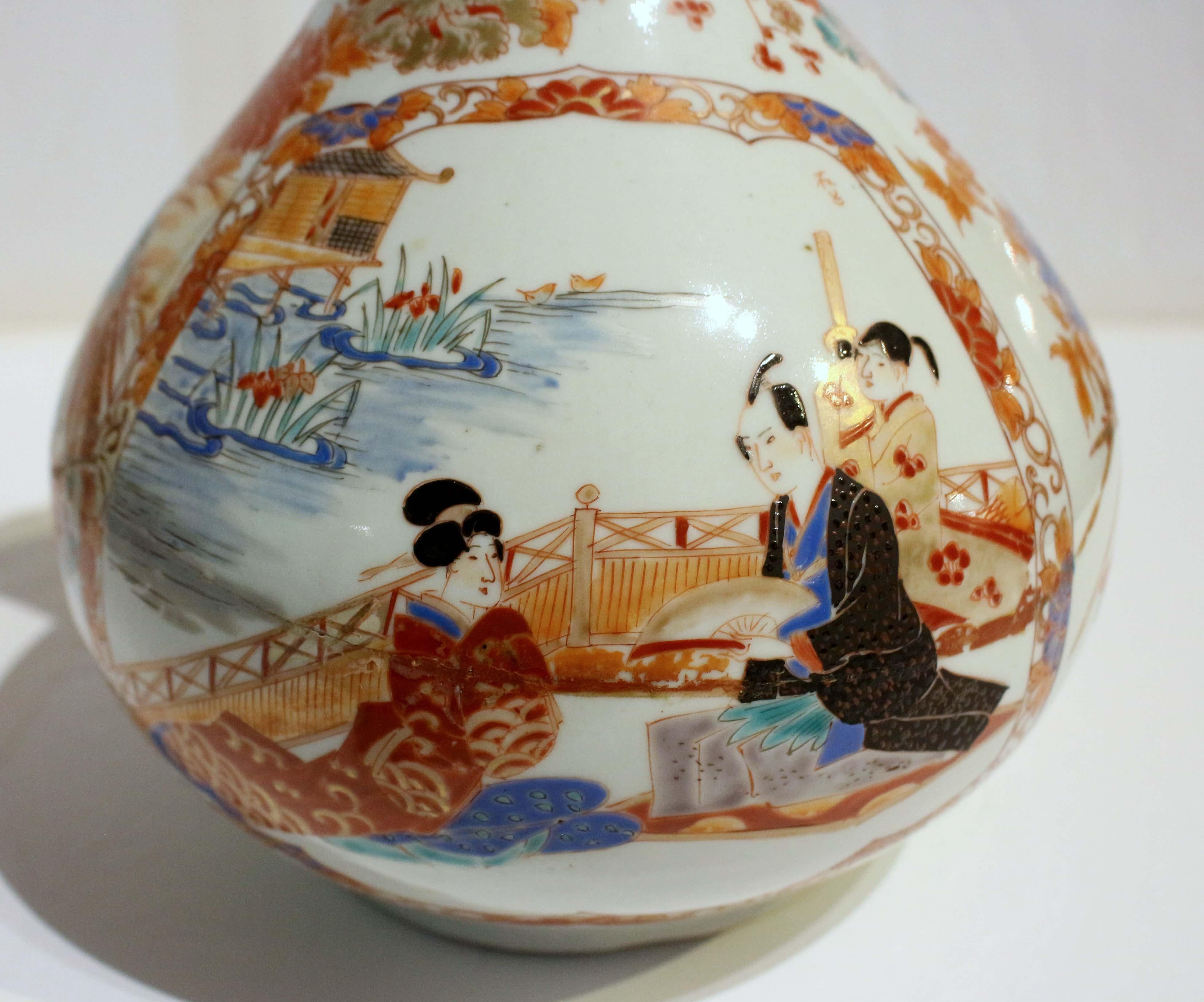 Circa 1890 Pair of Japanese Imari Vases For Sale 6