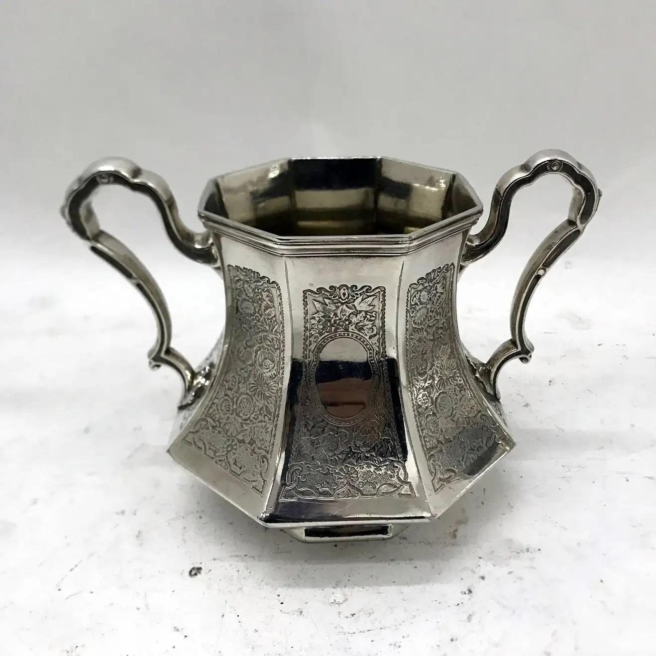 1890 Skinner & Co. Art Nouveau Engraved Silver plated English Tea Service For Sale 3