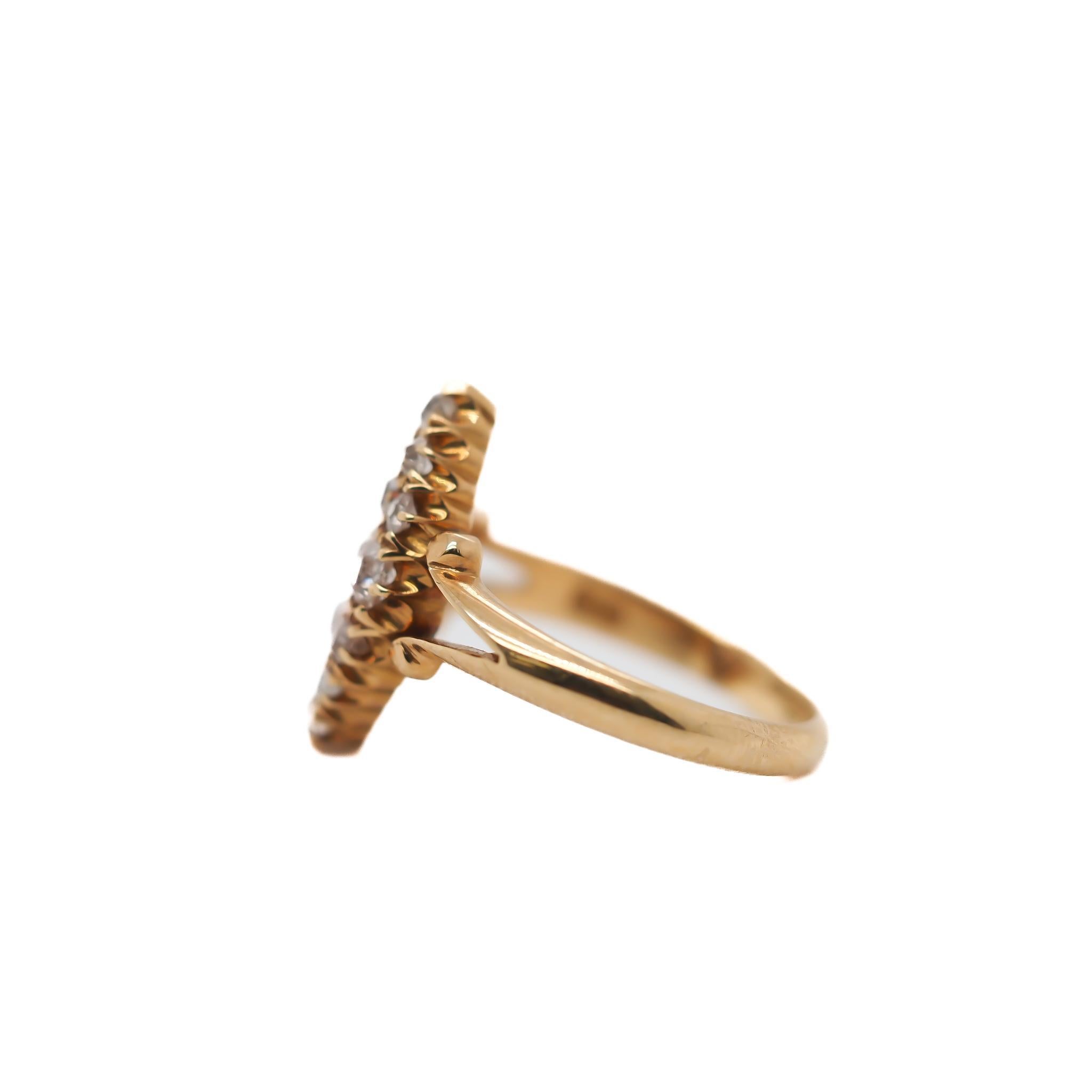 Bague navette ancienne mine en or jaune 18 carats des années 1890 en vente 5
