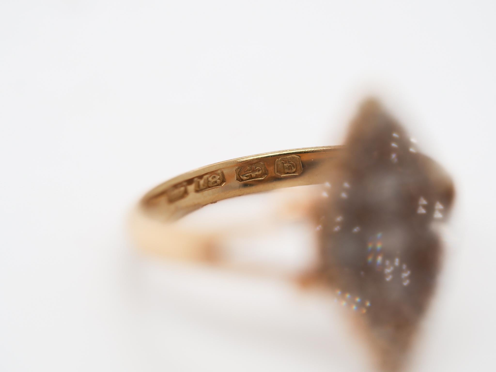 Bague navette ancienne mine en or jaune 18 carats des années 1890 en vente 2