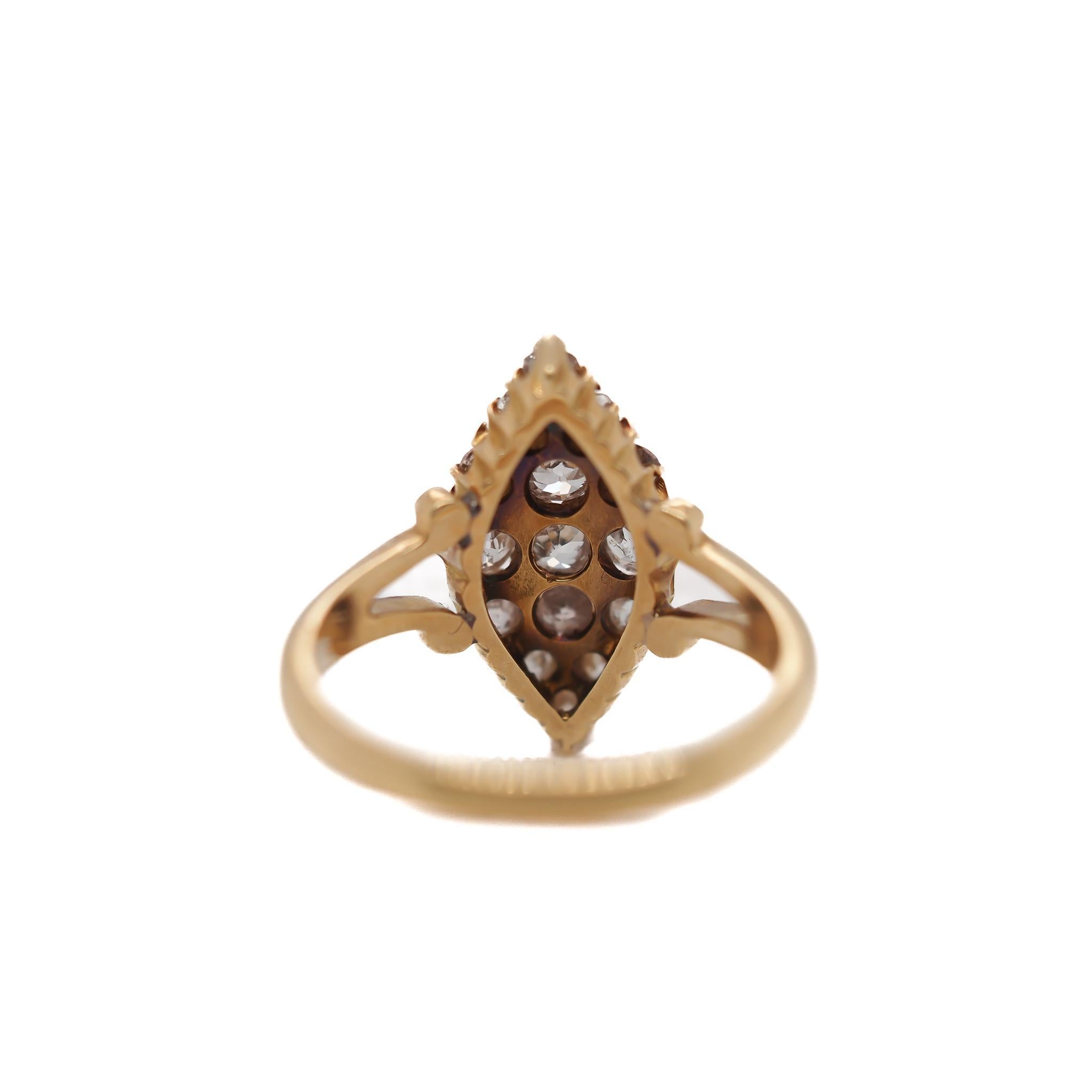 Bague navette ancienne mine en or jaune 18 carats des années 1890 en vente 4