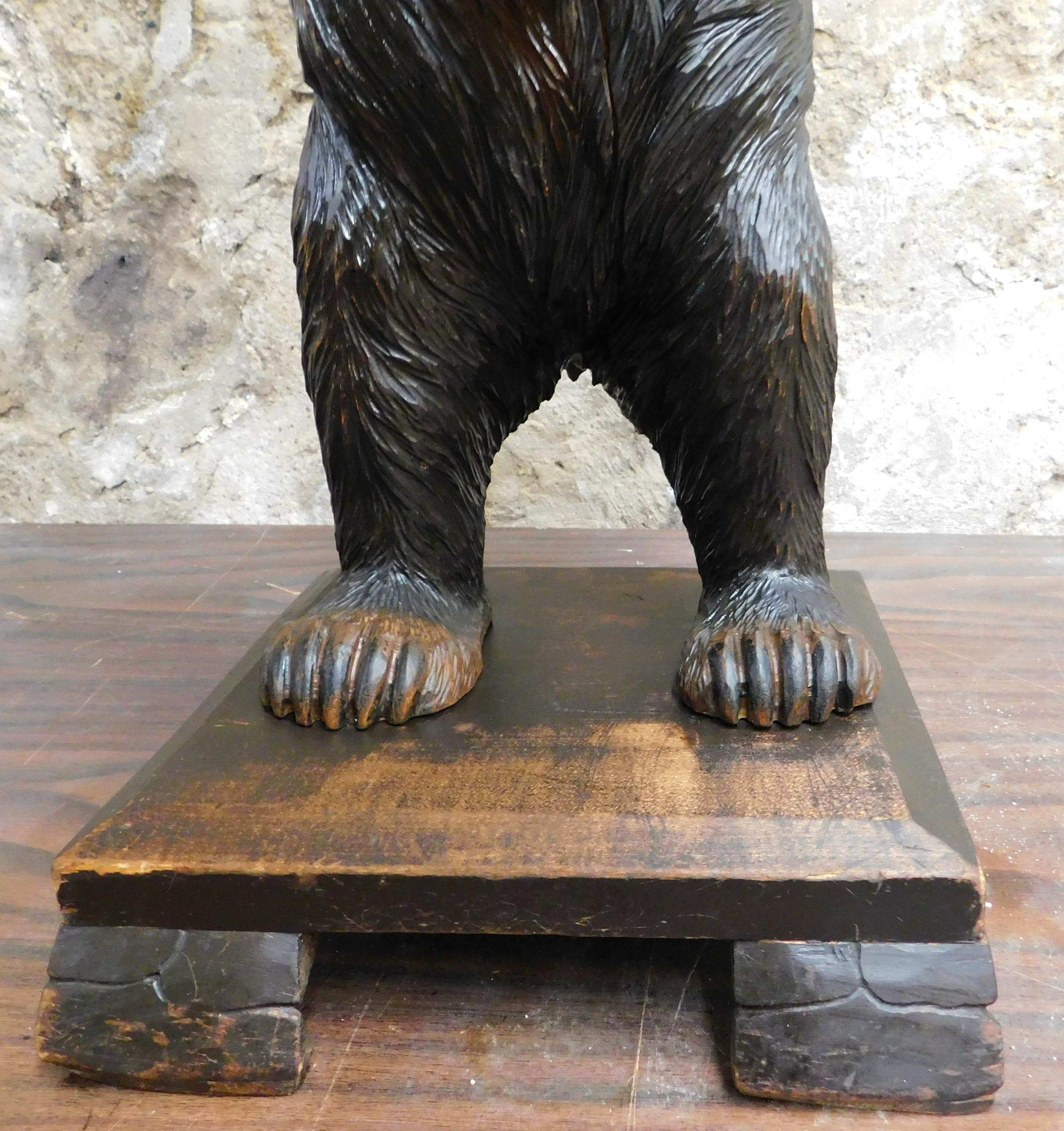 Black Forest Carved Bears Smokers Table Stand with Brass Ashtray, circa 1890s 7
