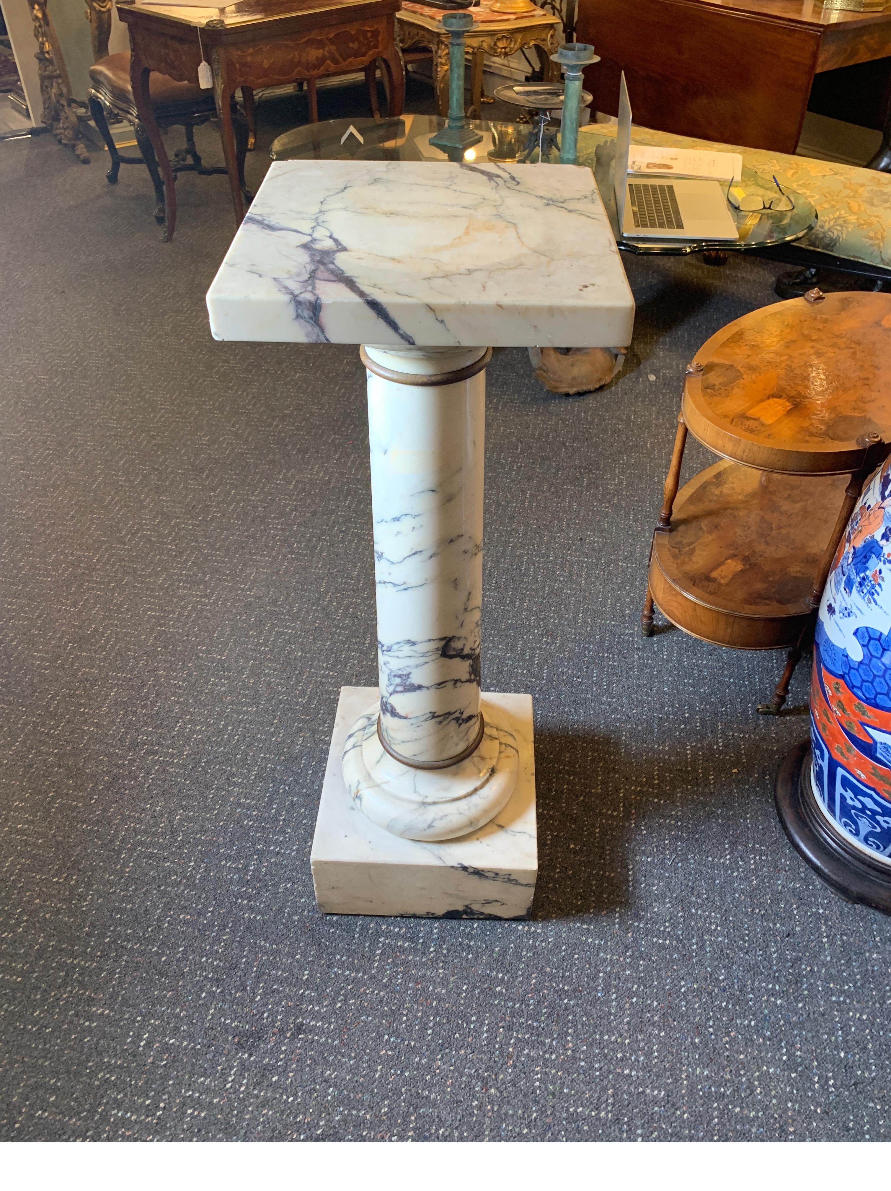 Traditional Italian Marble Pedestal W/ Simple Bronze Ring Accents, circa 1890s 10