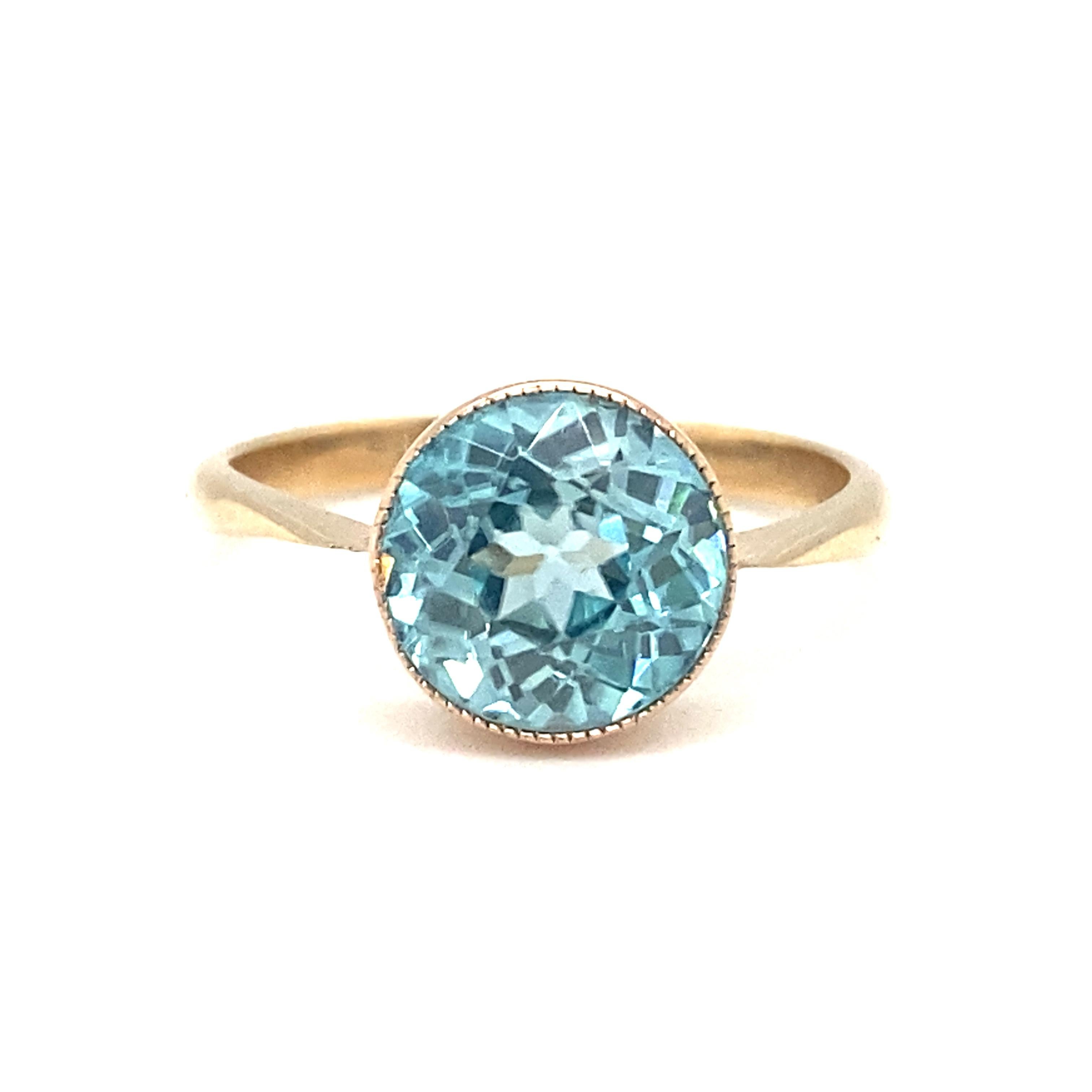 Women's or Men's Circa 1890s Victorian 2 Carat Blue Zircon Solitaire Ring in 9 Karat Gold For Sale