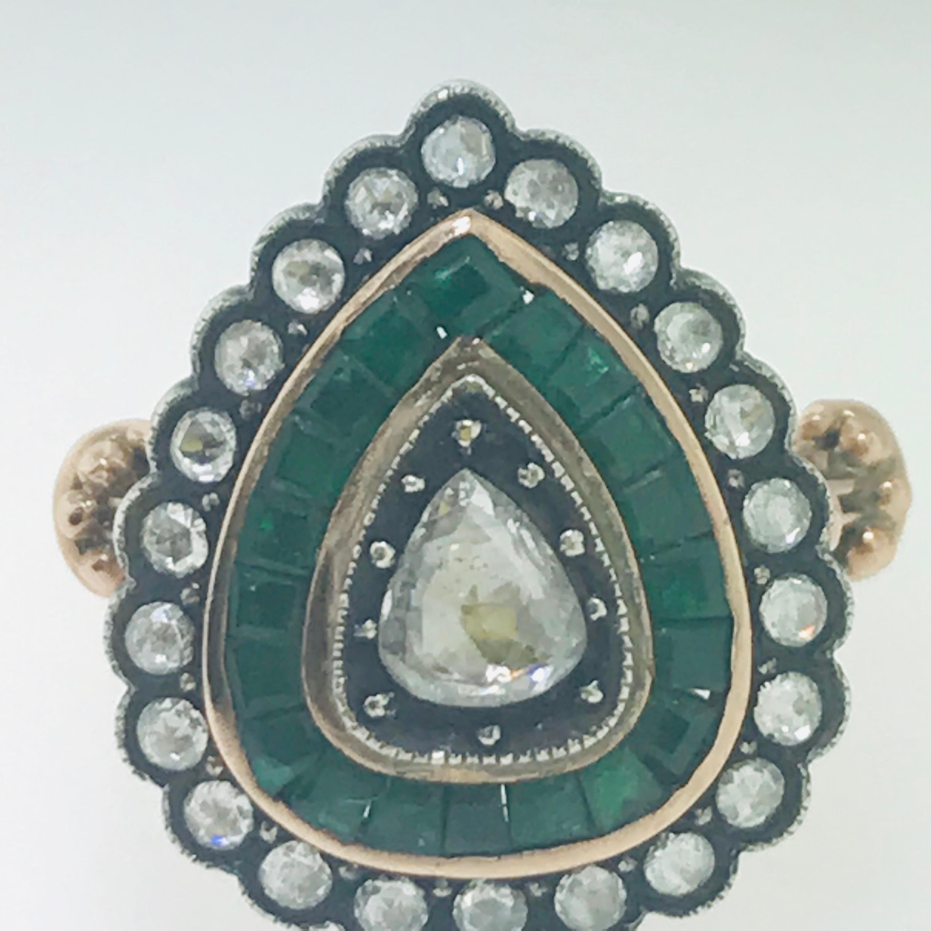 Women's 1 Carat Diamond and 1 Carat Emerald Estate Pear Shaped Ring, circa 18th Century