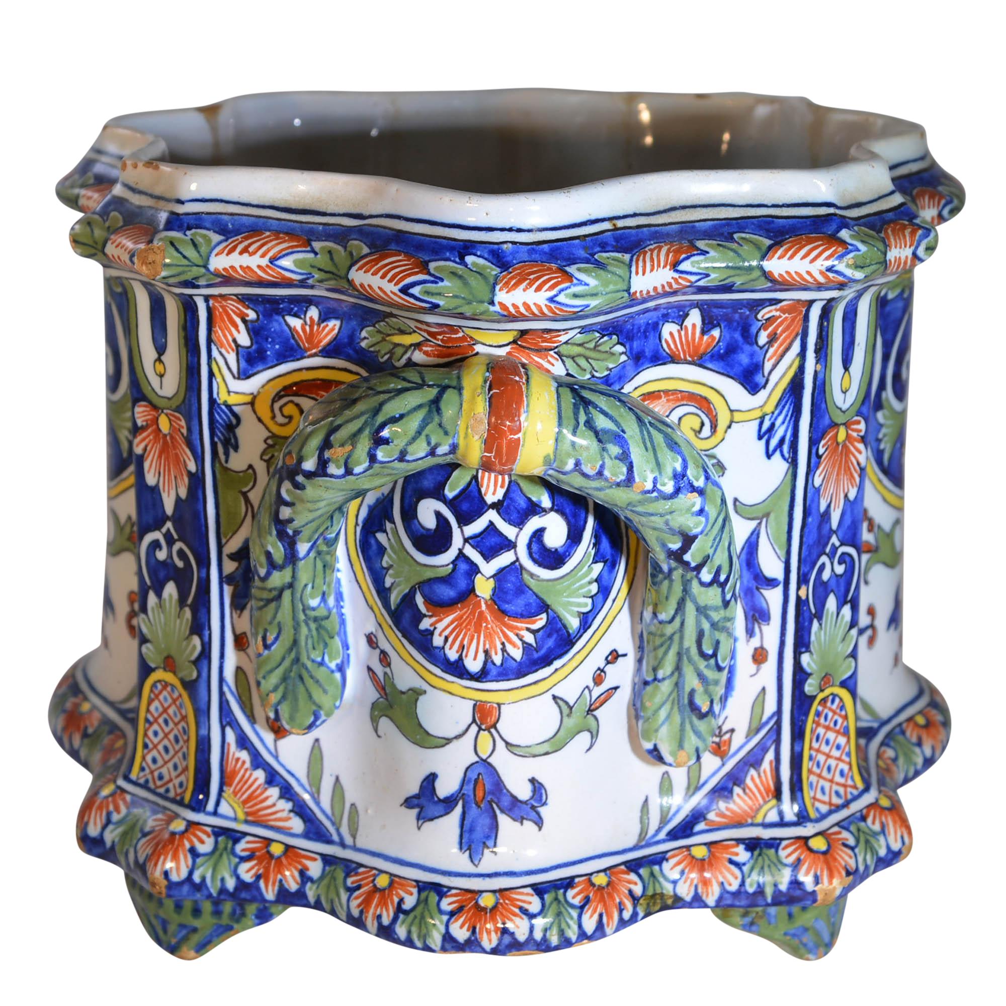 French Hand Painted Nevers Faience Cachepot Jardinière, circa 18th Century For Sale 3