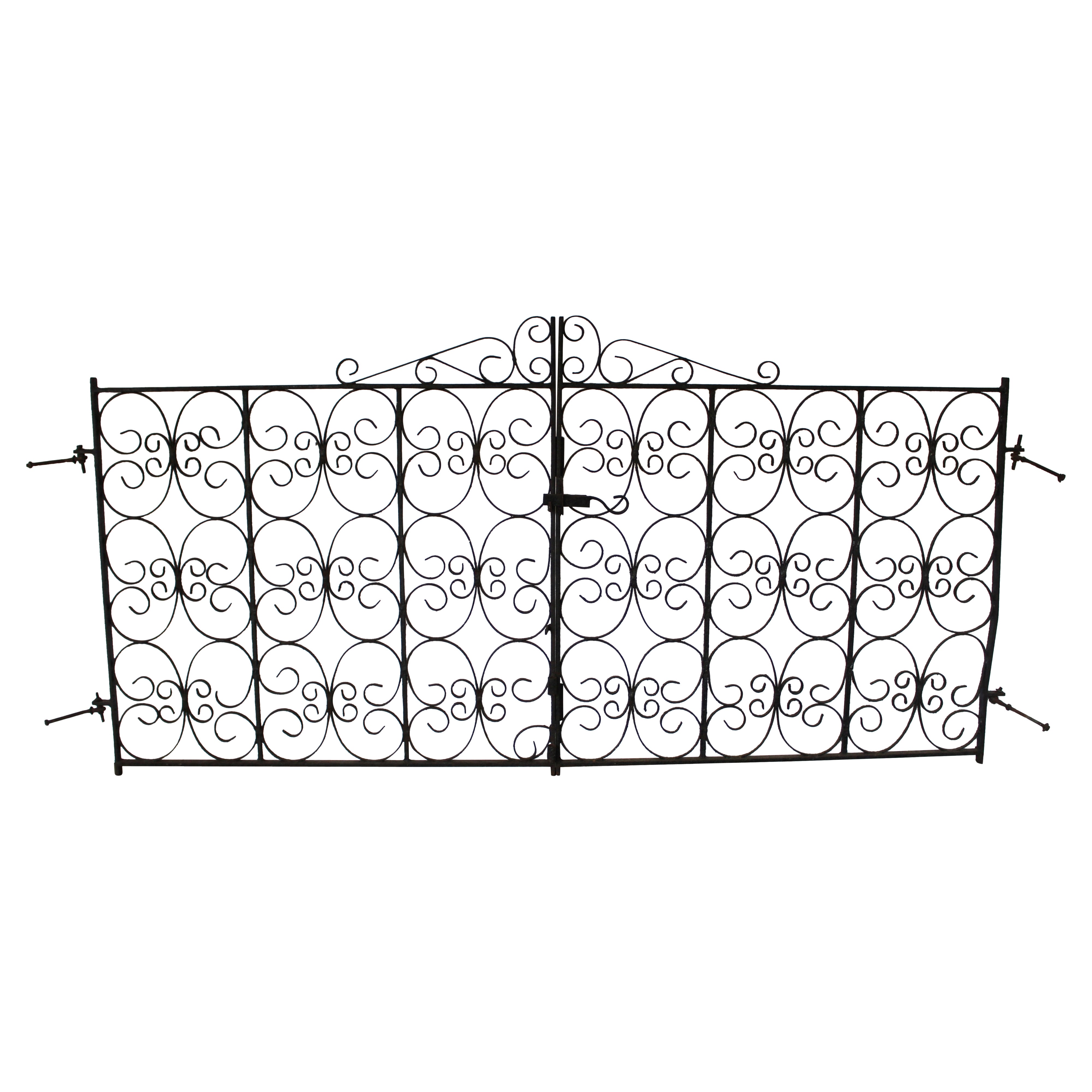 Paire de grilles de jardin ou de route anglaises en fer forgé datant d'environ 1900 à 1925