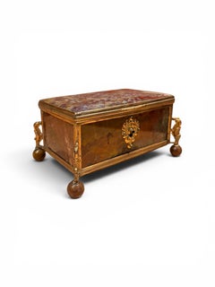 Circa 1900 Boîte décorative en agate et bronze, probablement italienne