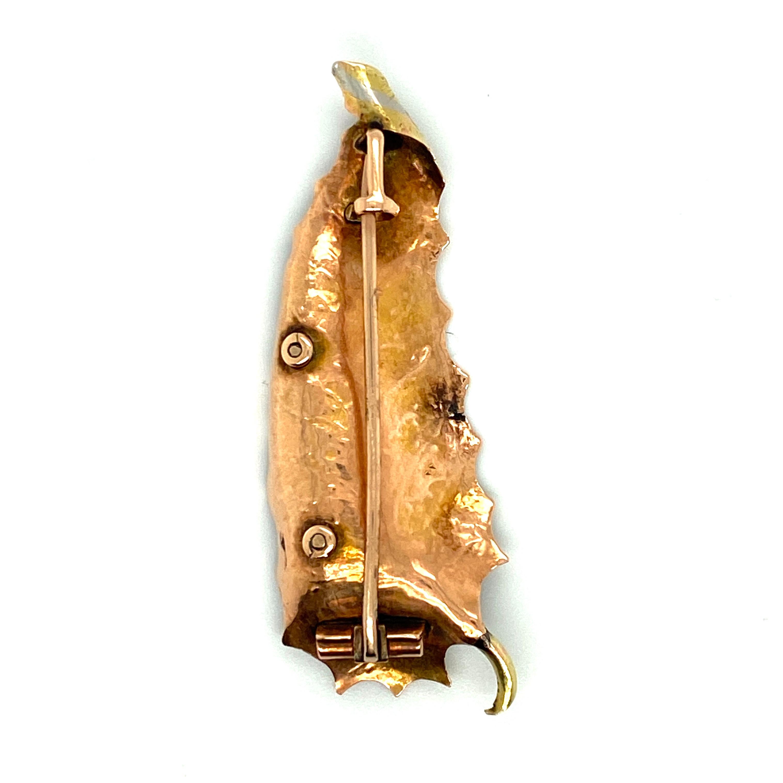 American Mixed Metals Multi-Toned Gold and Diamond Leaf Pin, circa 1900 For Sale 1