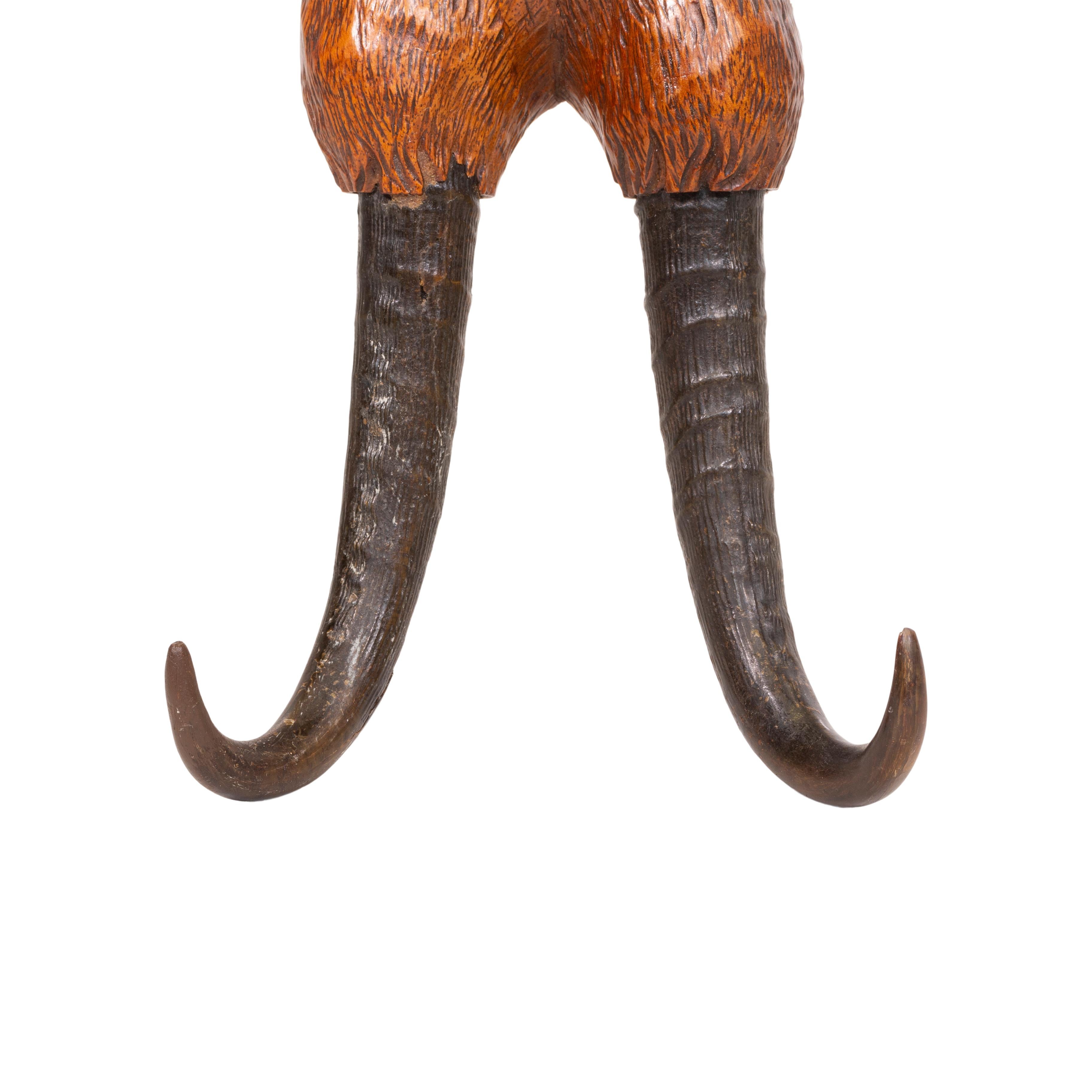 Black Forest Carved Leash Holder/Hook, circa 1900 In Good Condition For Sale In Coeur d'Alene, ID