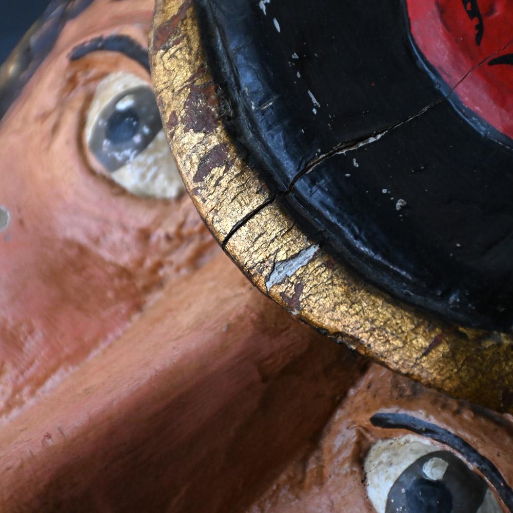 Circa 1900 Anglais forain buste en bois sculpté à la main en vente 3